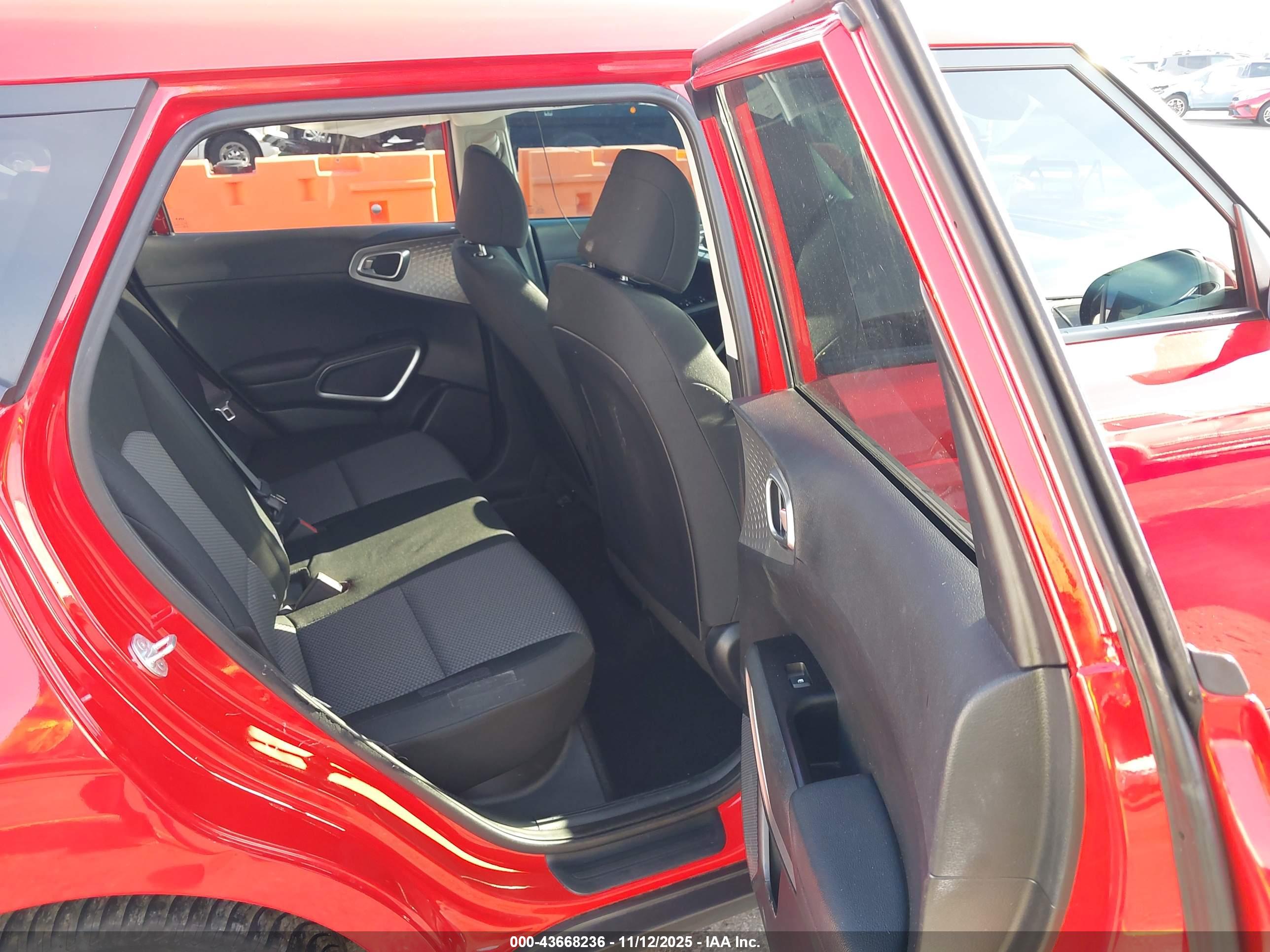 KIA SOUL image 8