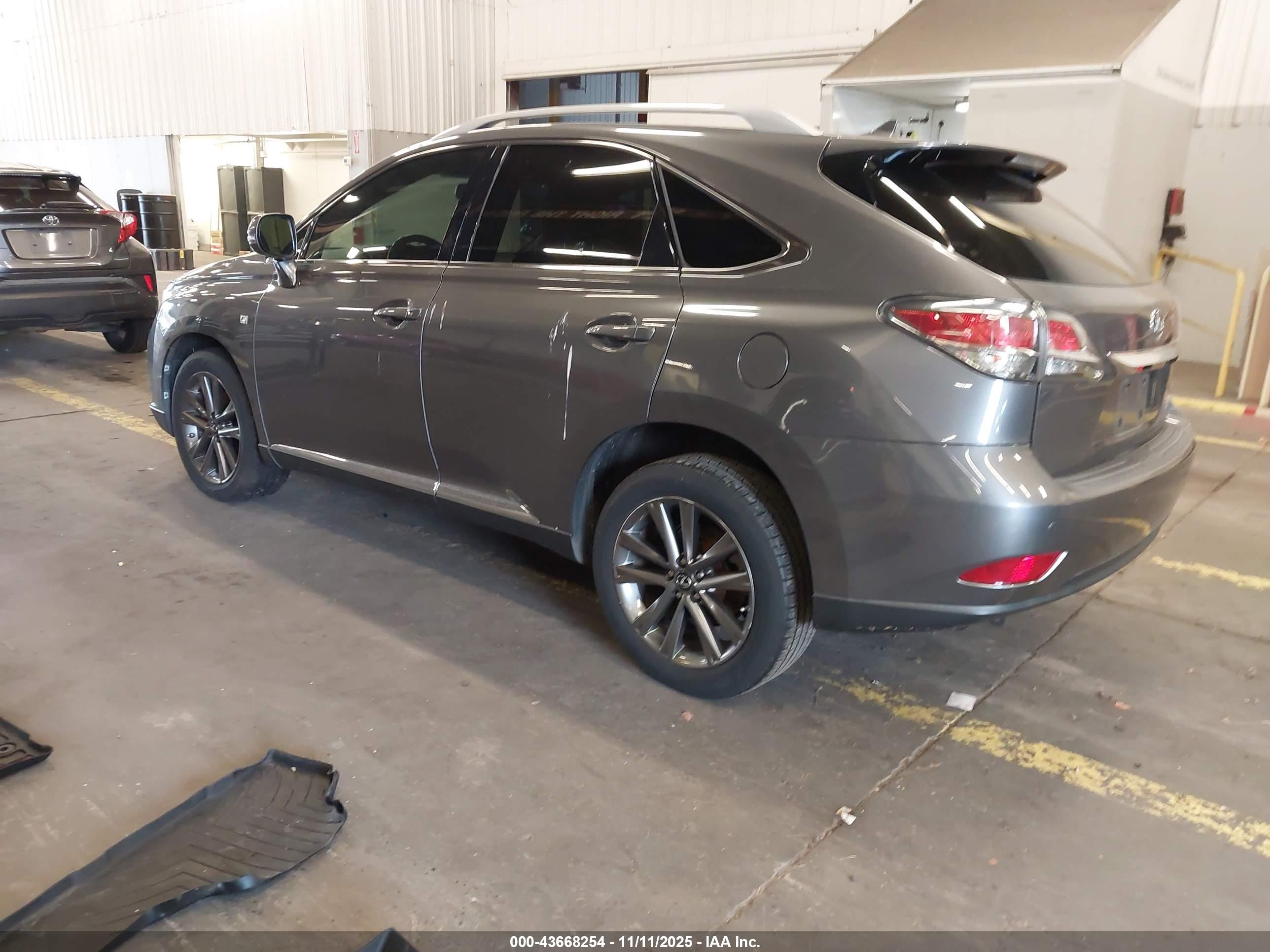 LEXUS RX image 3