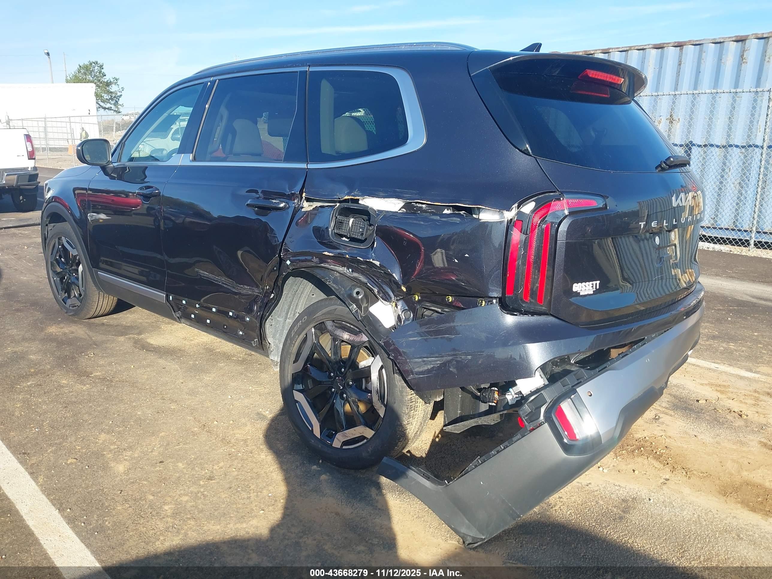 KIA TELLURIDE image 3