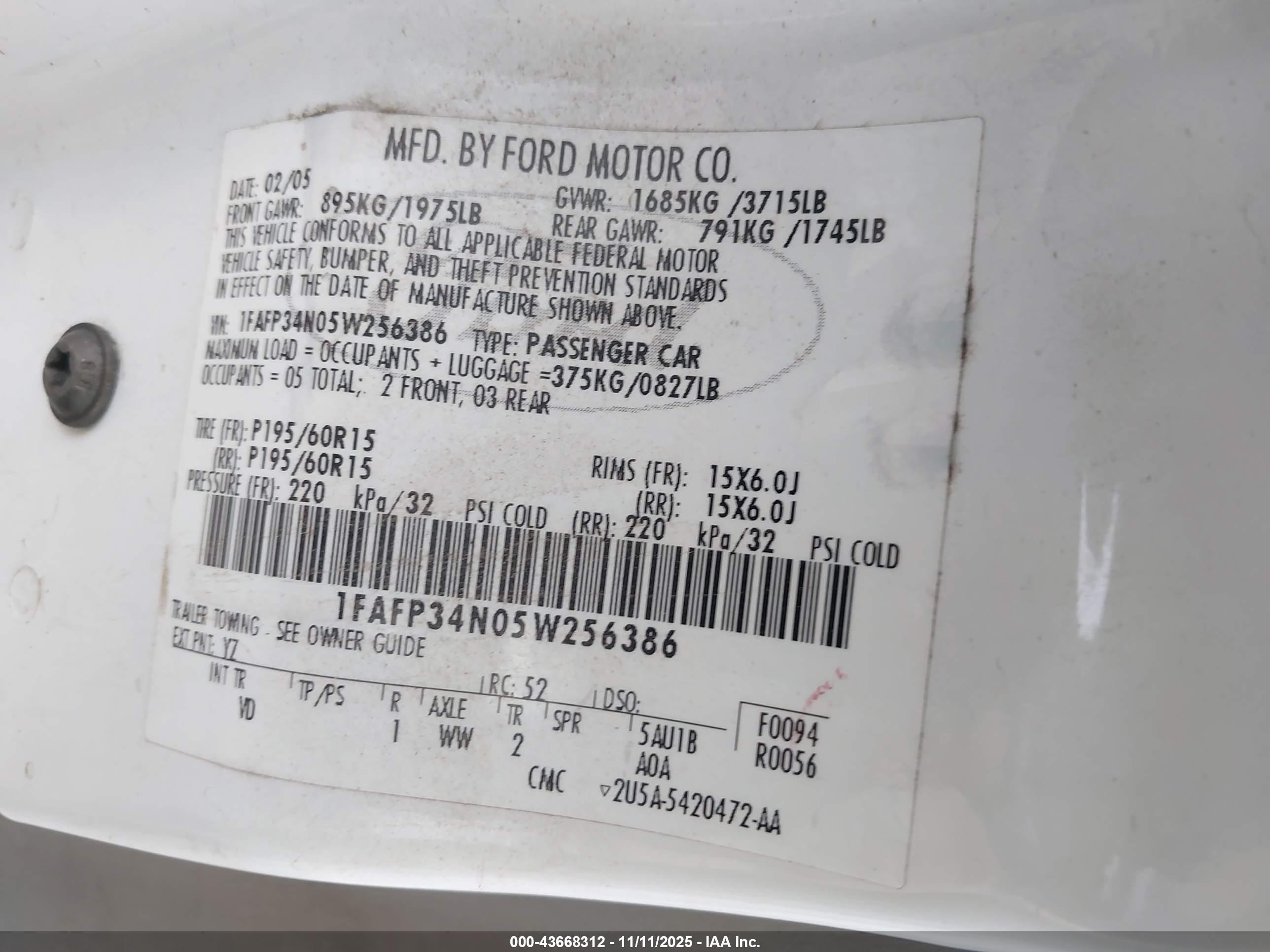 FORD FOCUS image 9
