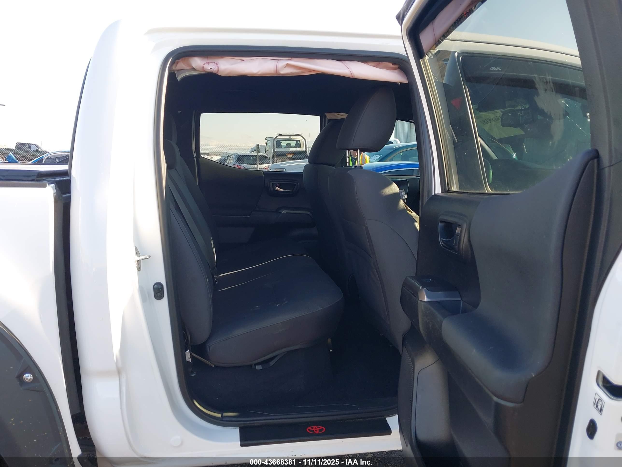 TOYOTA TACOMA image 8