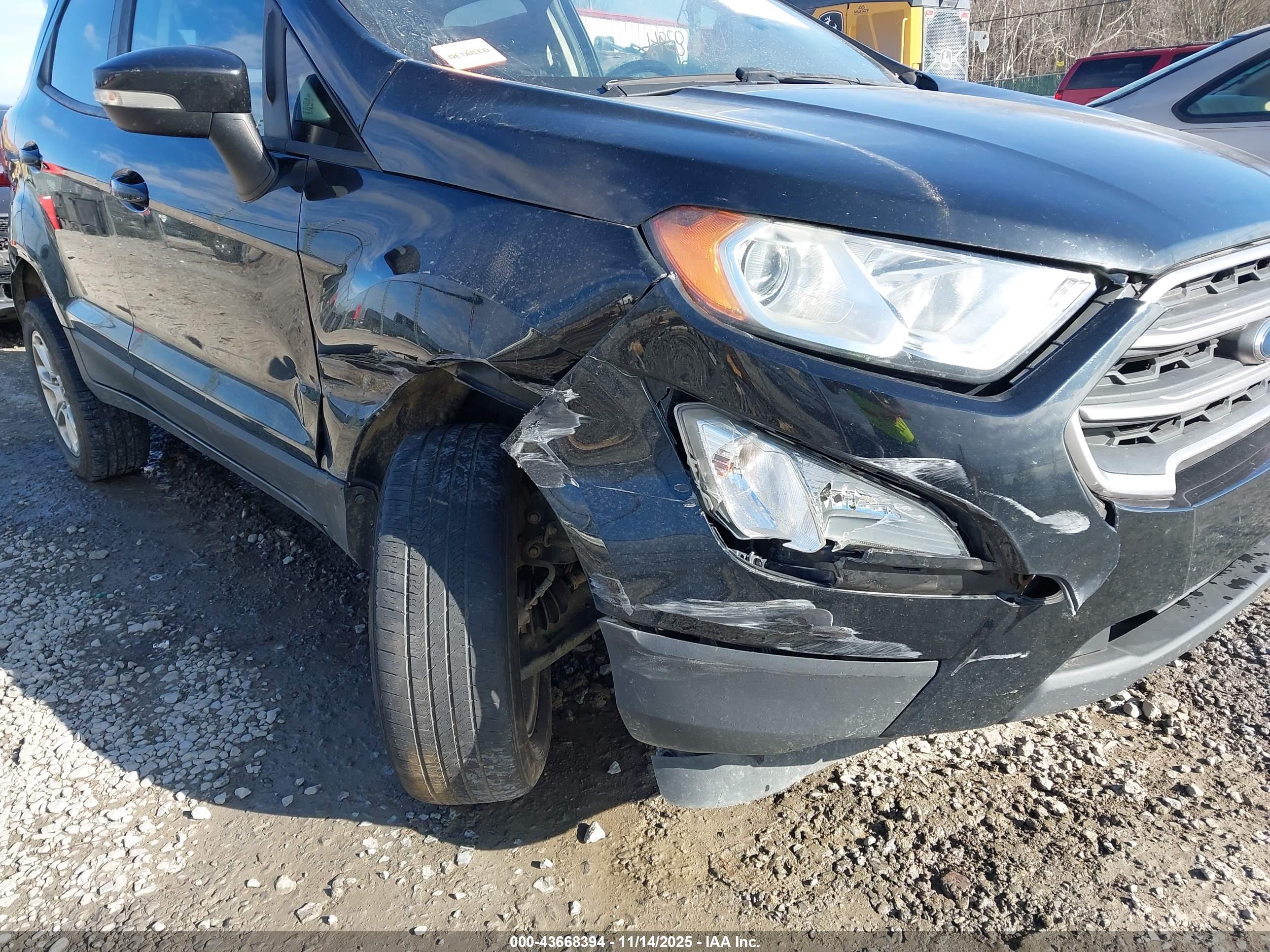 FORD ECOSPORT image 6