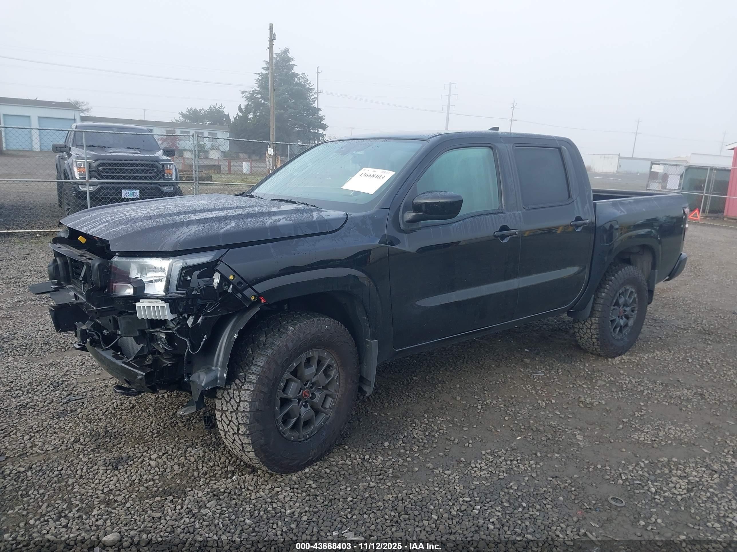 NISSAN FRONTIER image 2