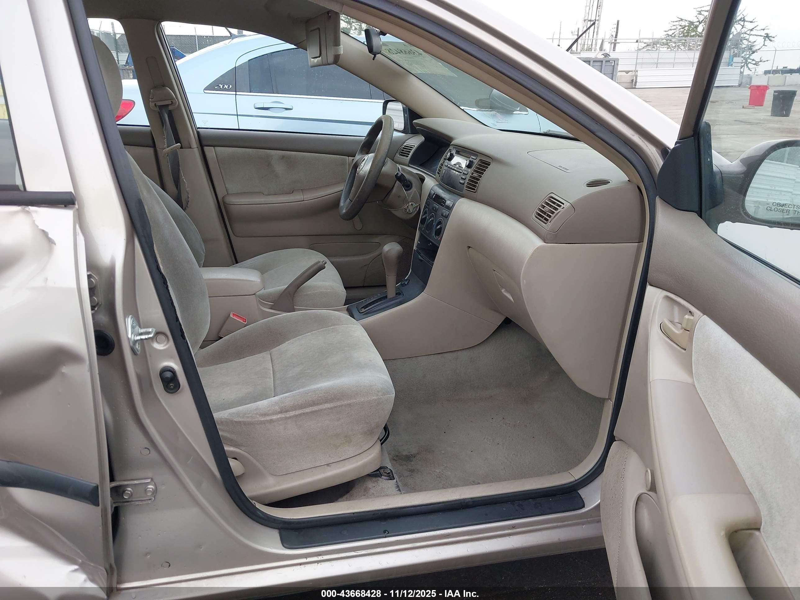 TOYOTA COROLLA image 5