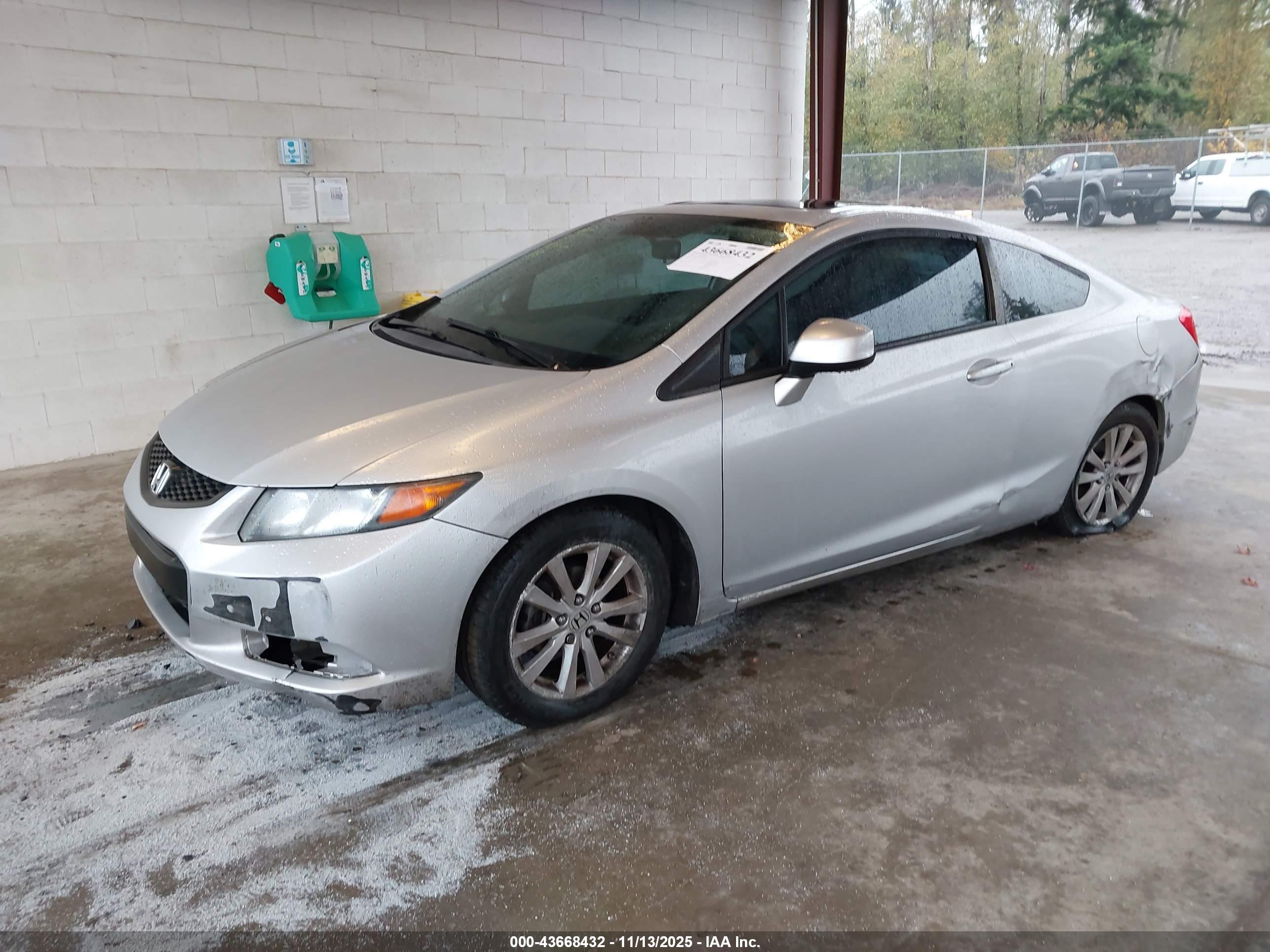 HONDA CIVIC image 2