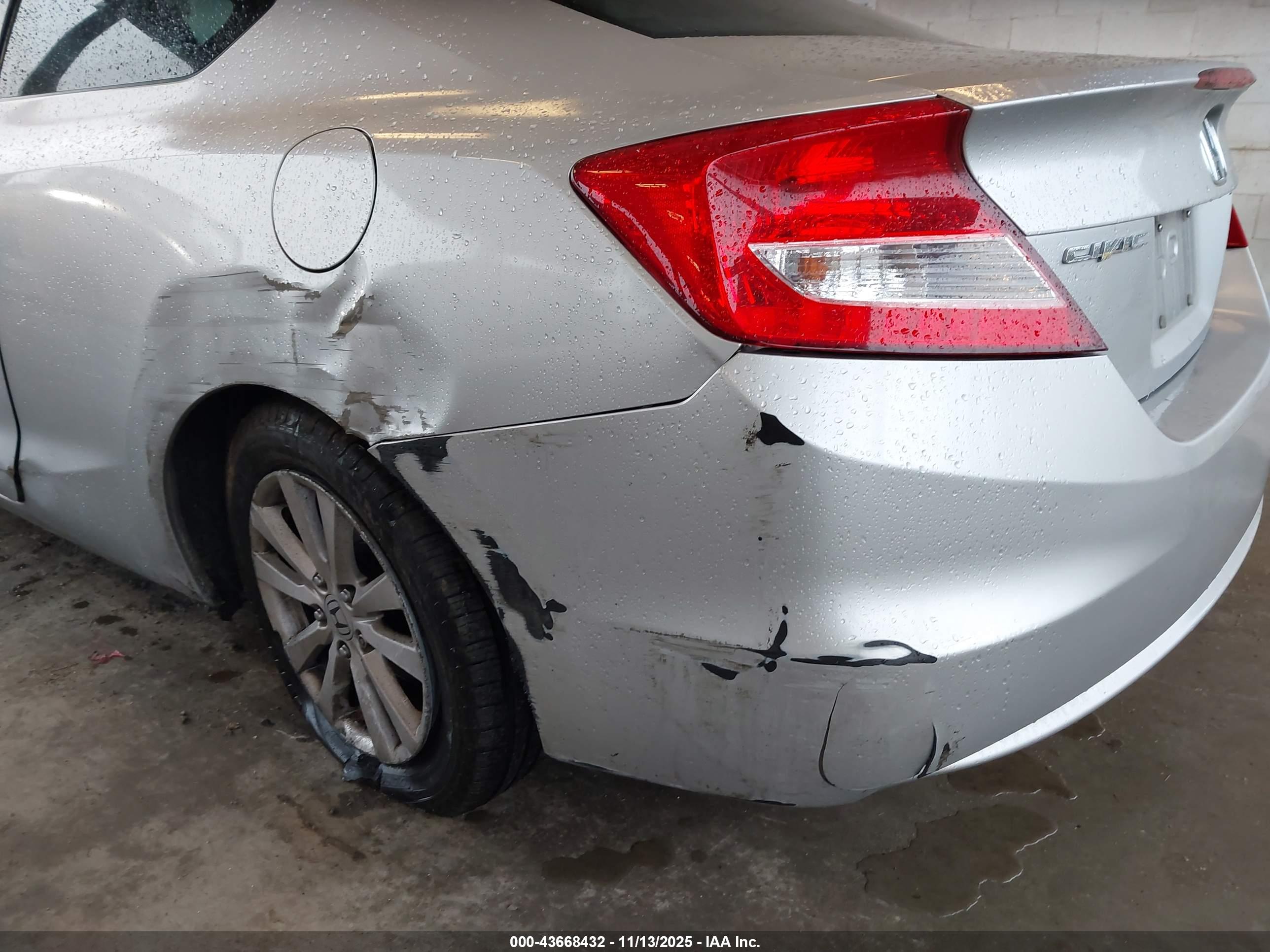 HONDA CIVIC image 6