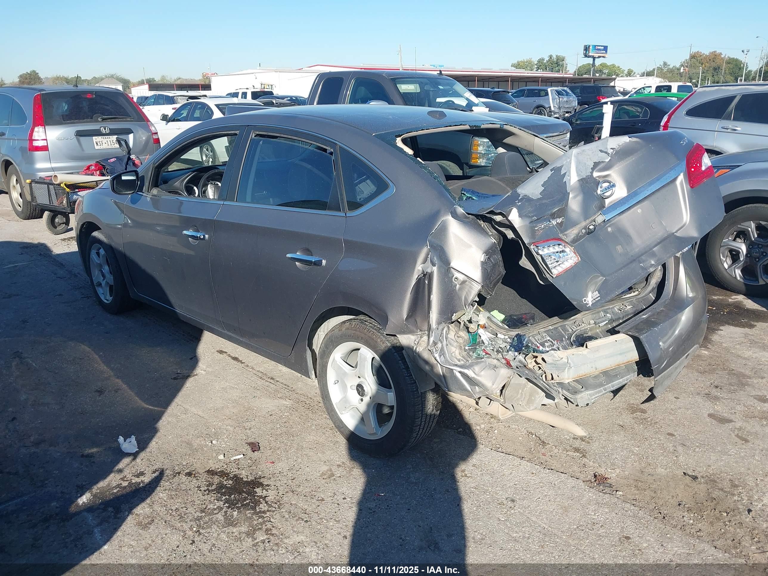 NISSAN SENTRA image 3