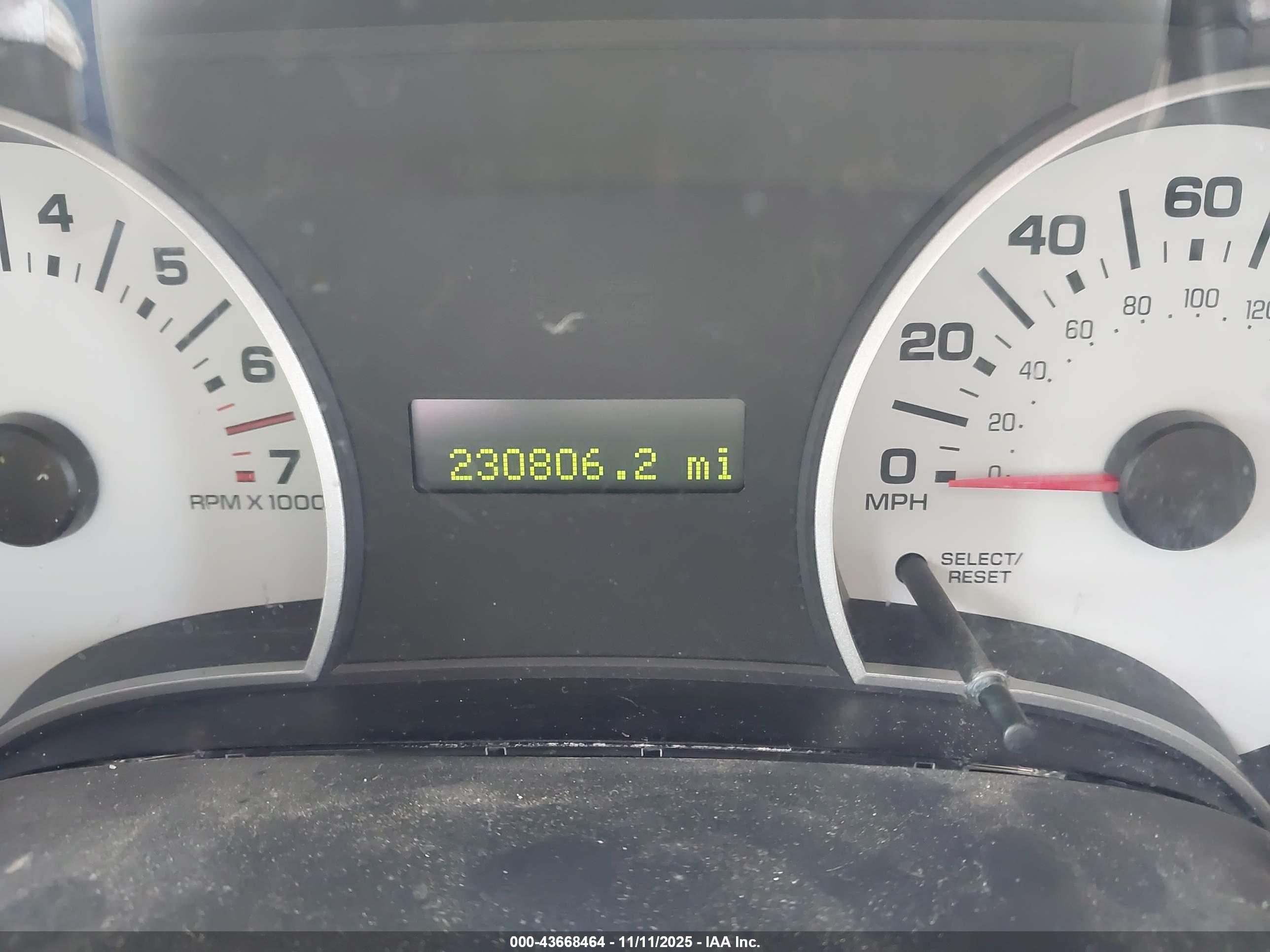 FORD EXPLORER image 7