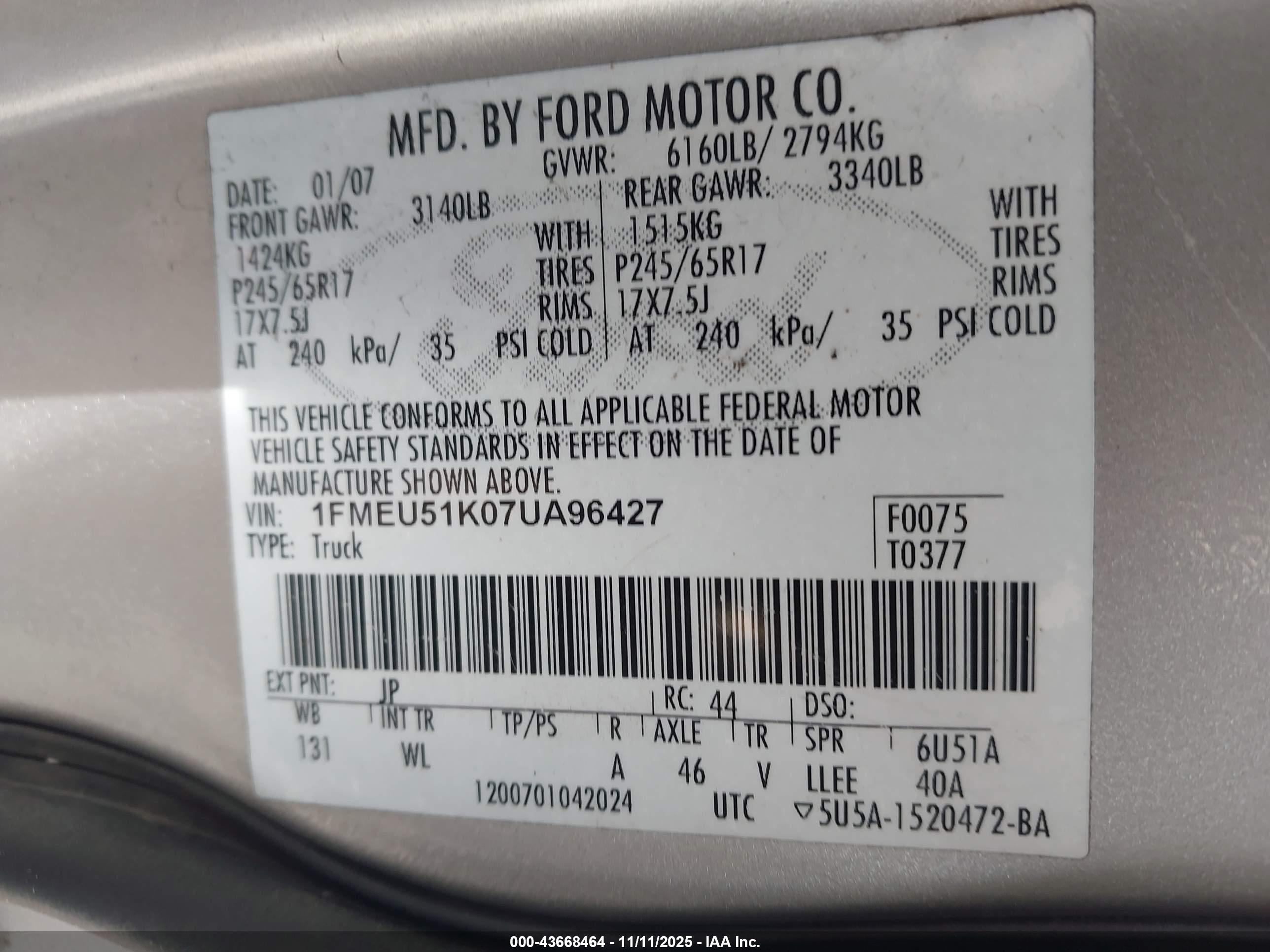 FORD EXPLORER image 9