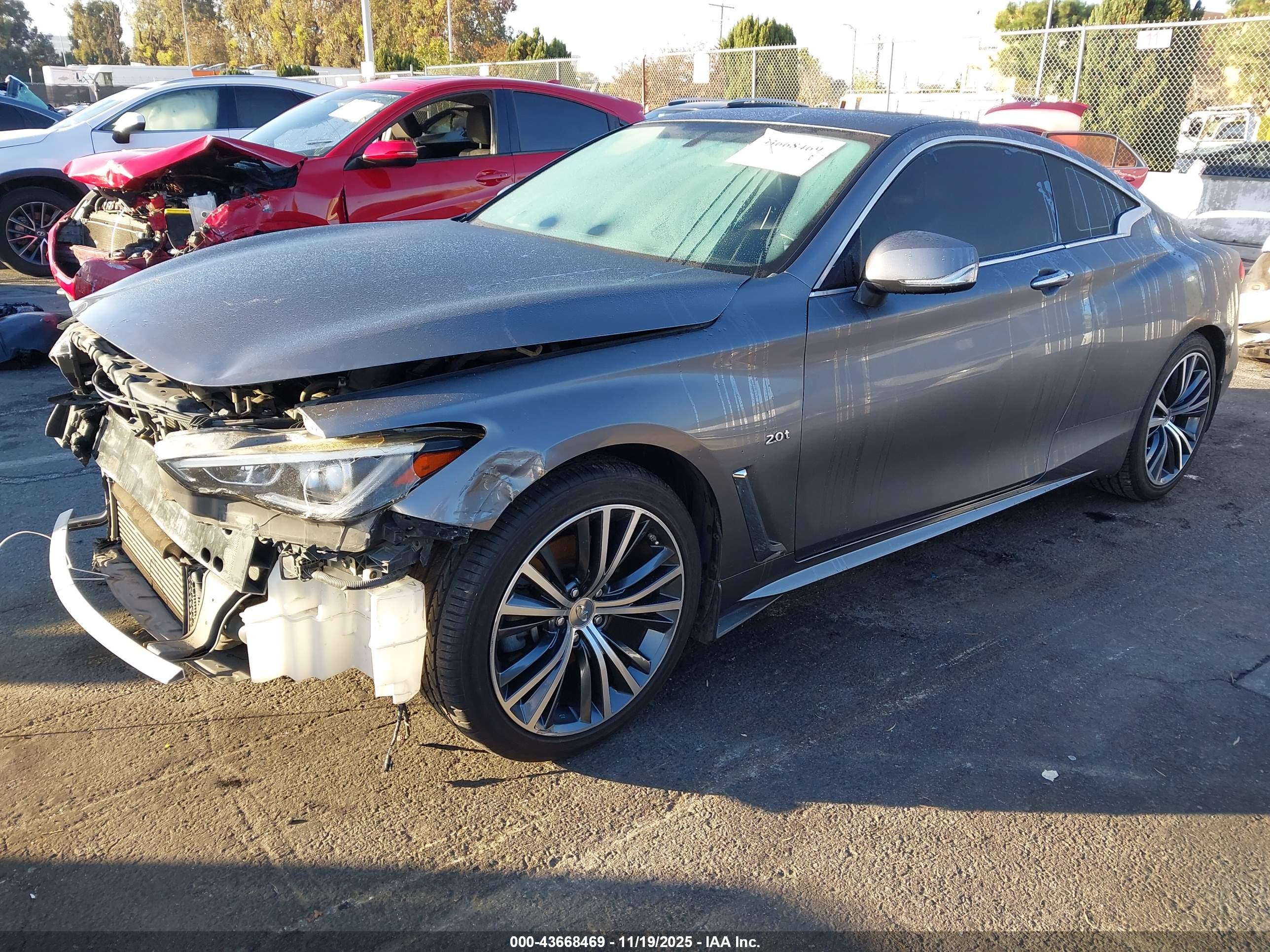 INFINITI Q60 image 2