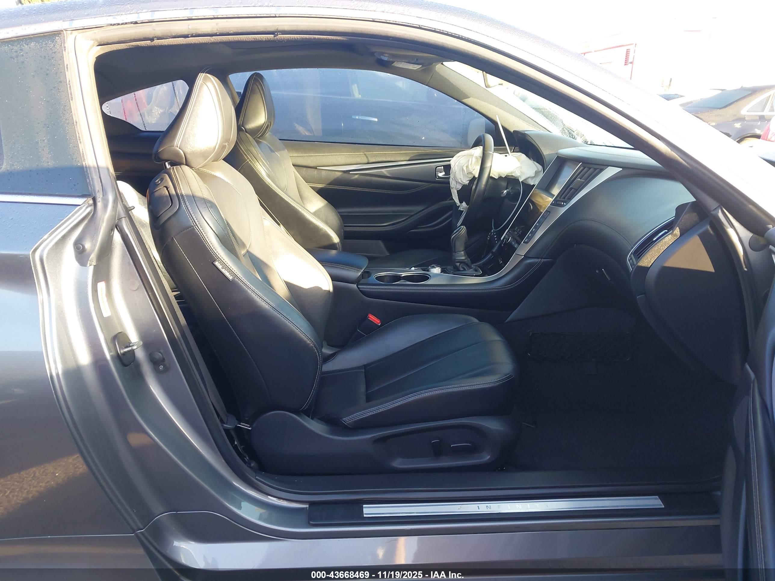 INFINITI Q60 image 5