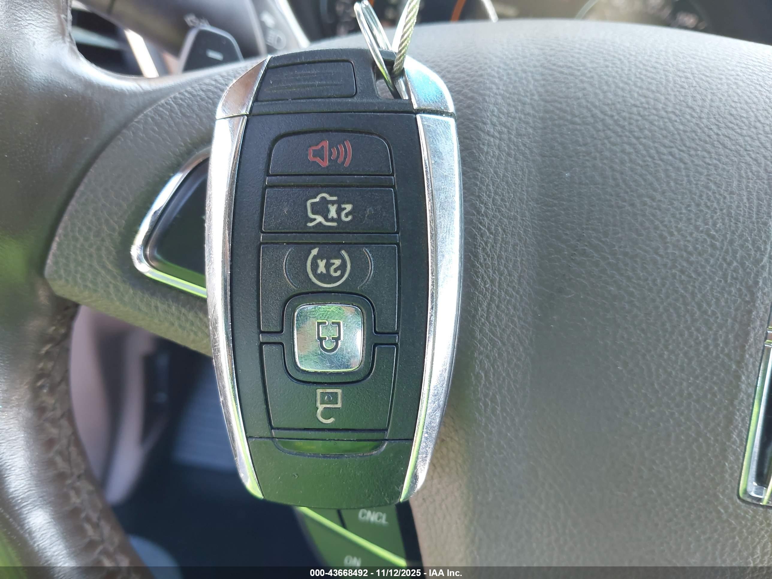 LINCOLN MKX image 11