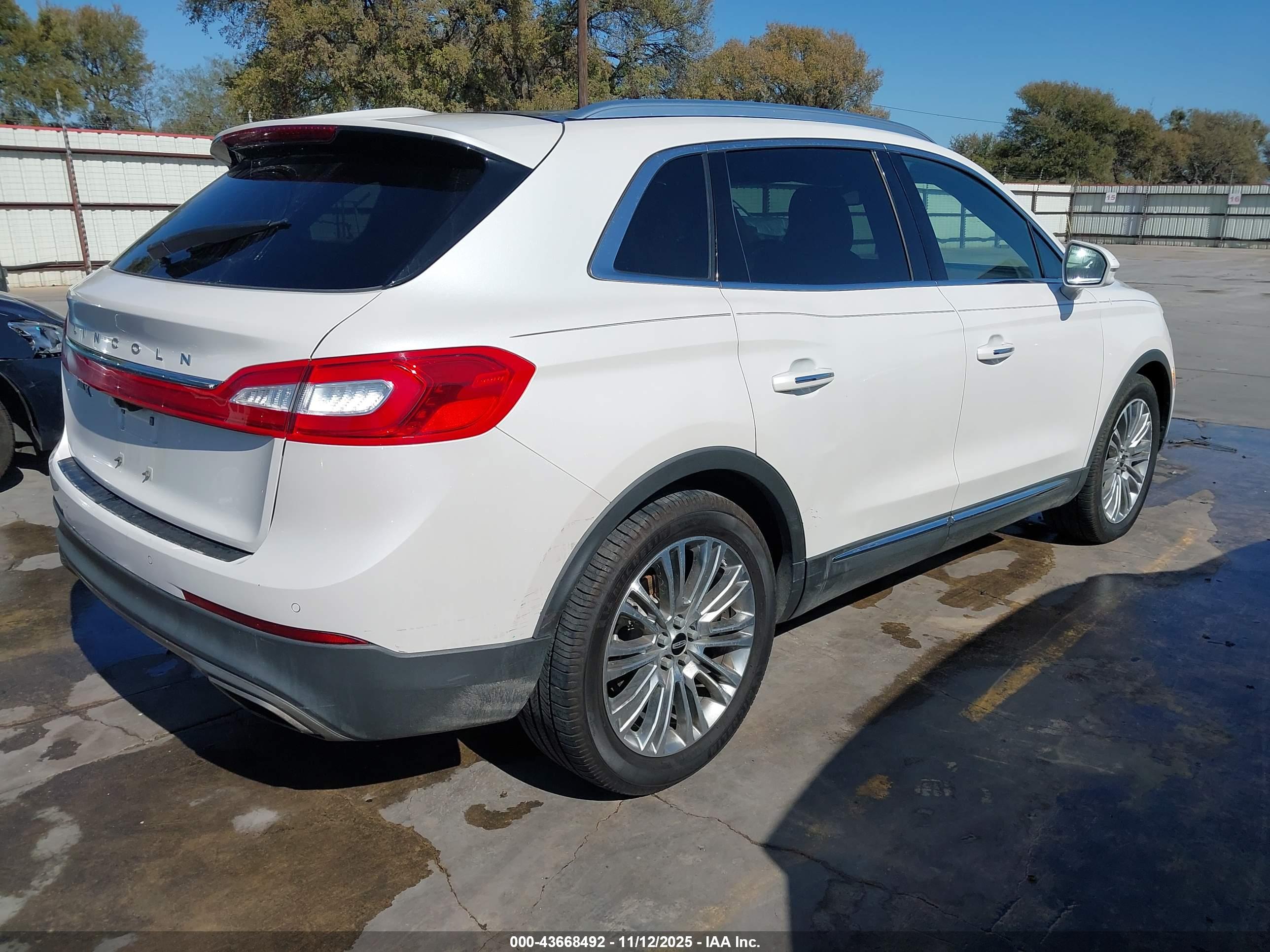LINCOLN MKX image 4
