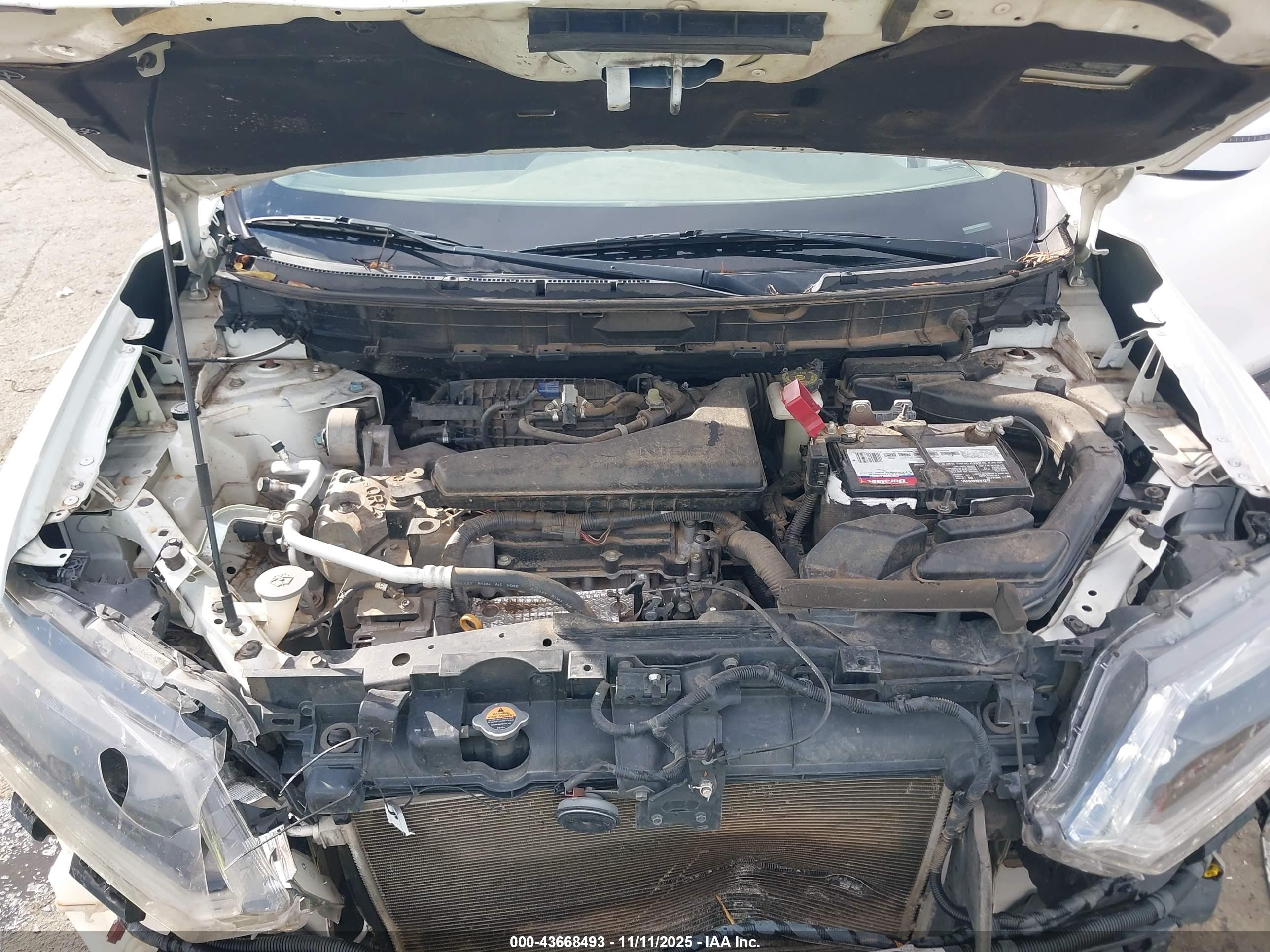 NISSAN ROGUE image 10