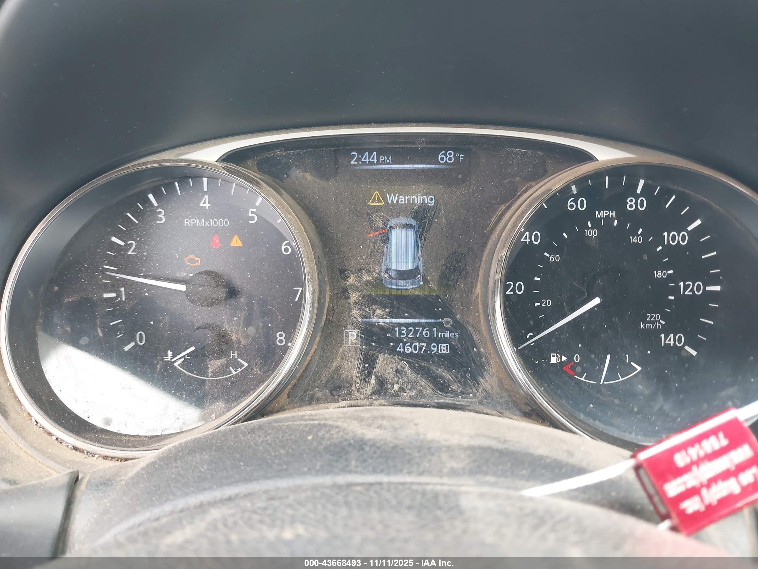 NISSAN ROGUE image 7