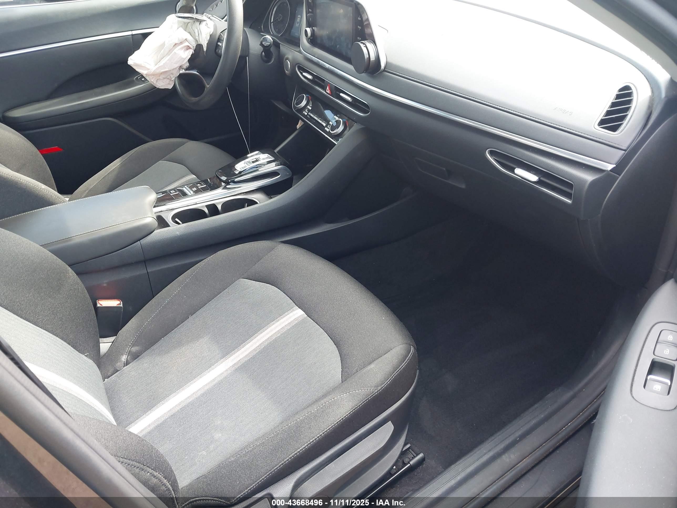 HYUNDAI SONATA image 5
