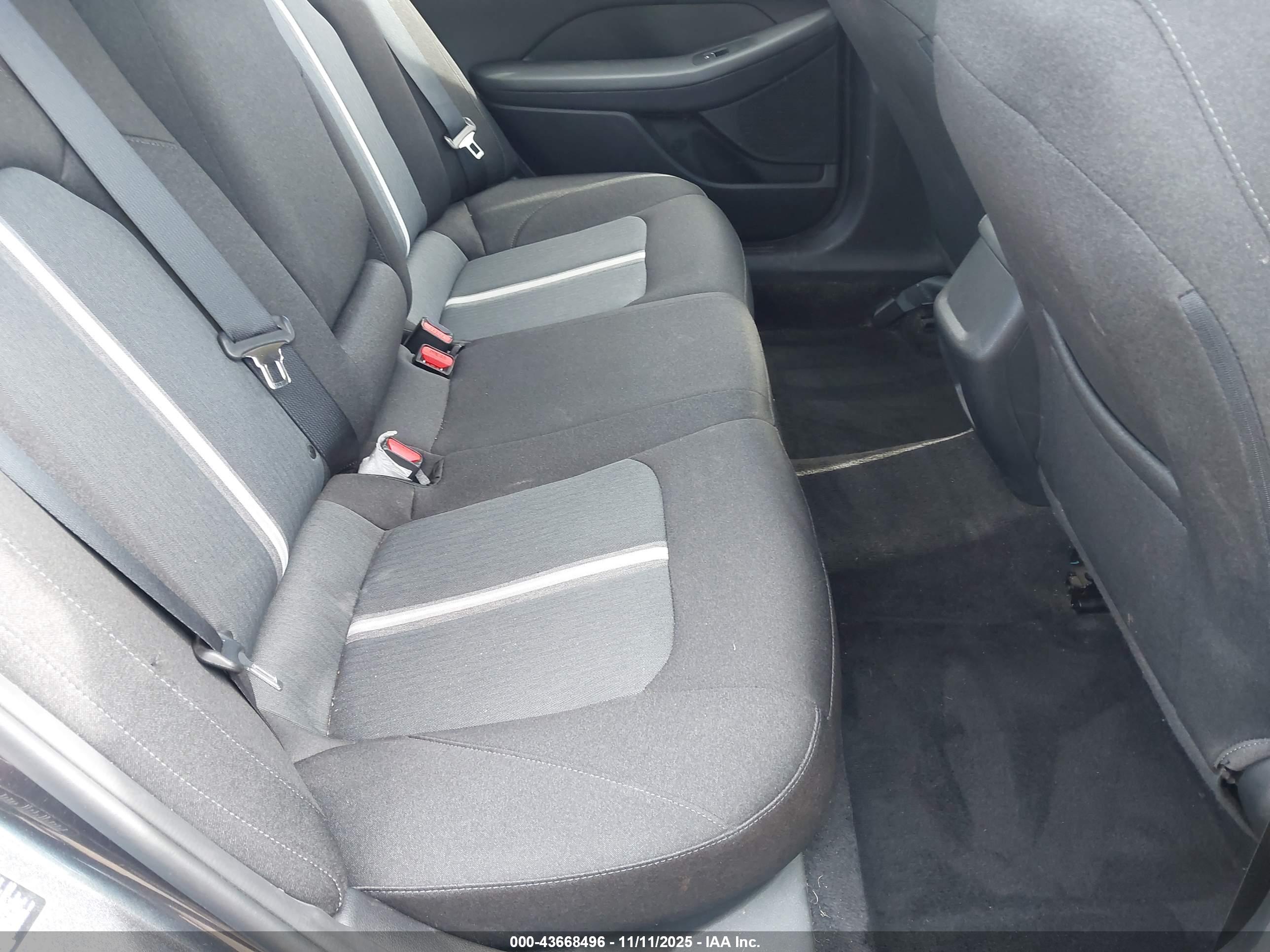 HYUNDAI SONATA image 8