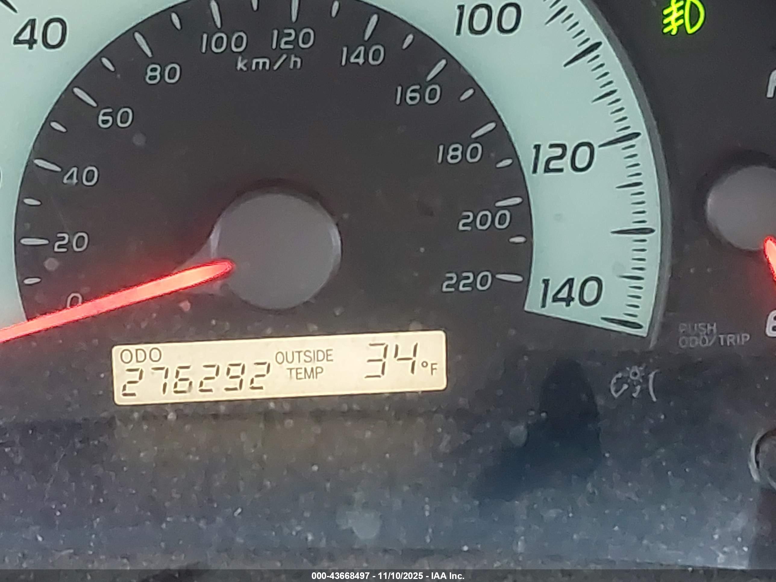 TOYOTA CAMRY image 7