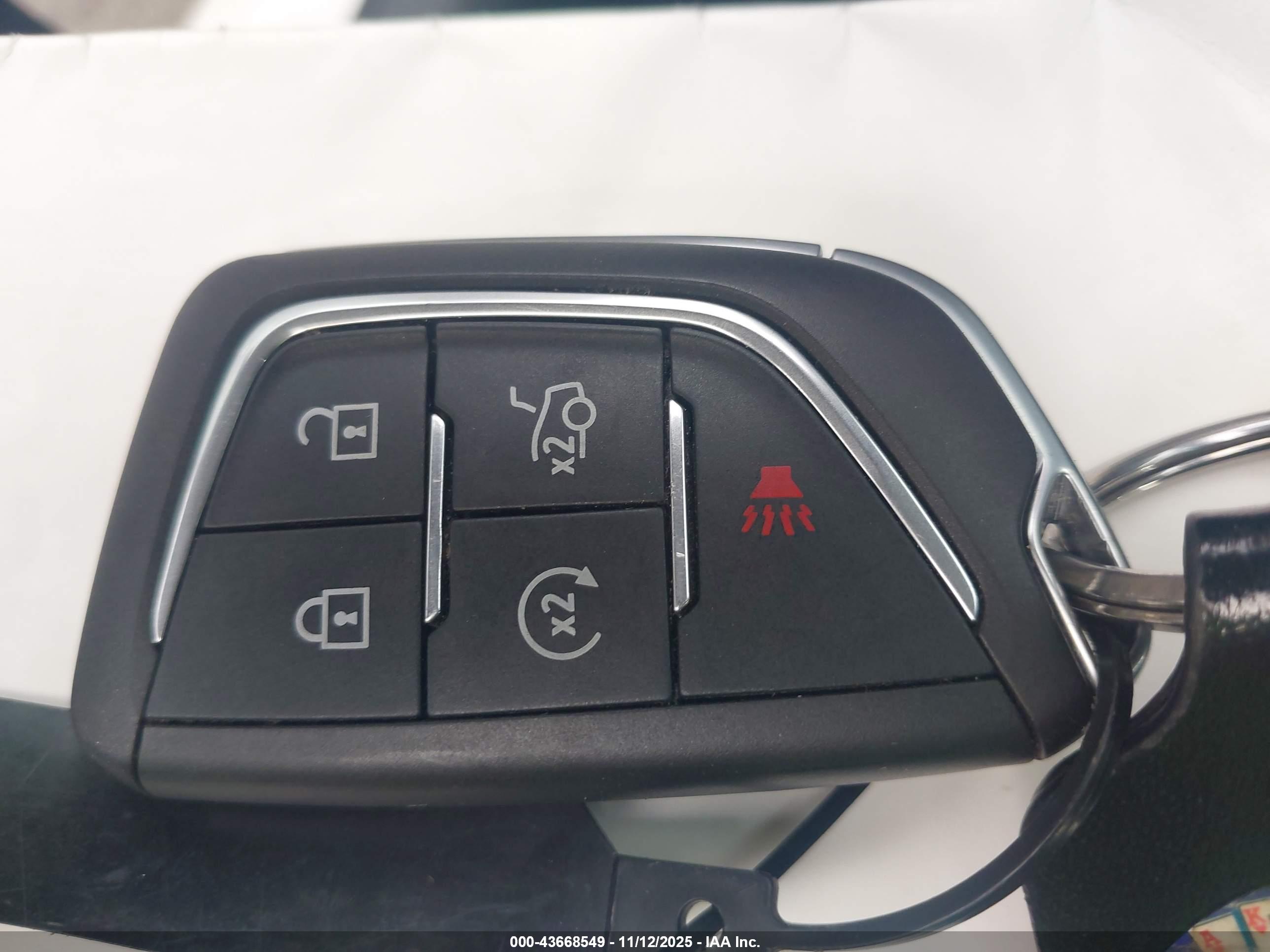 CADILLAC CT4 image 11