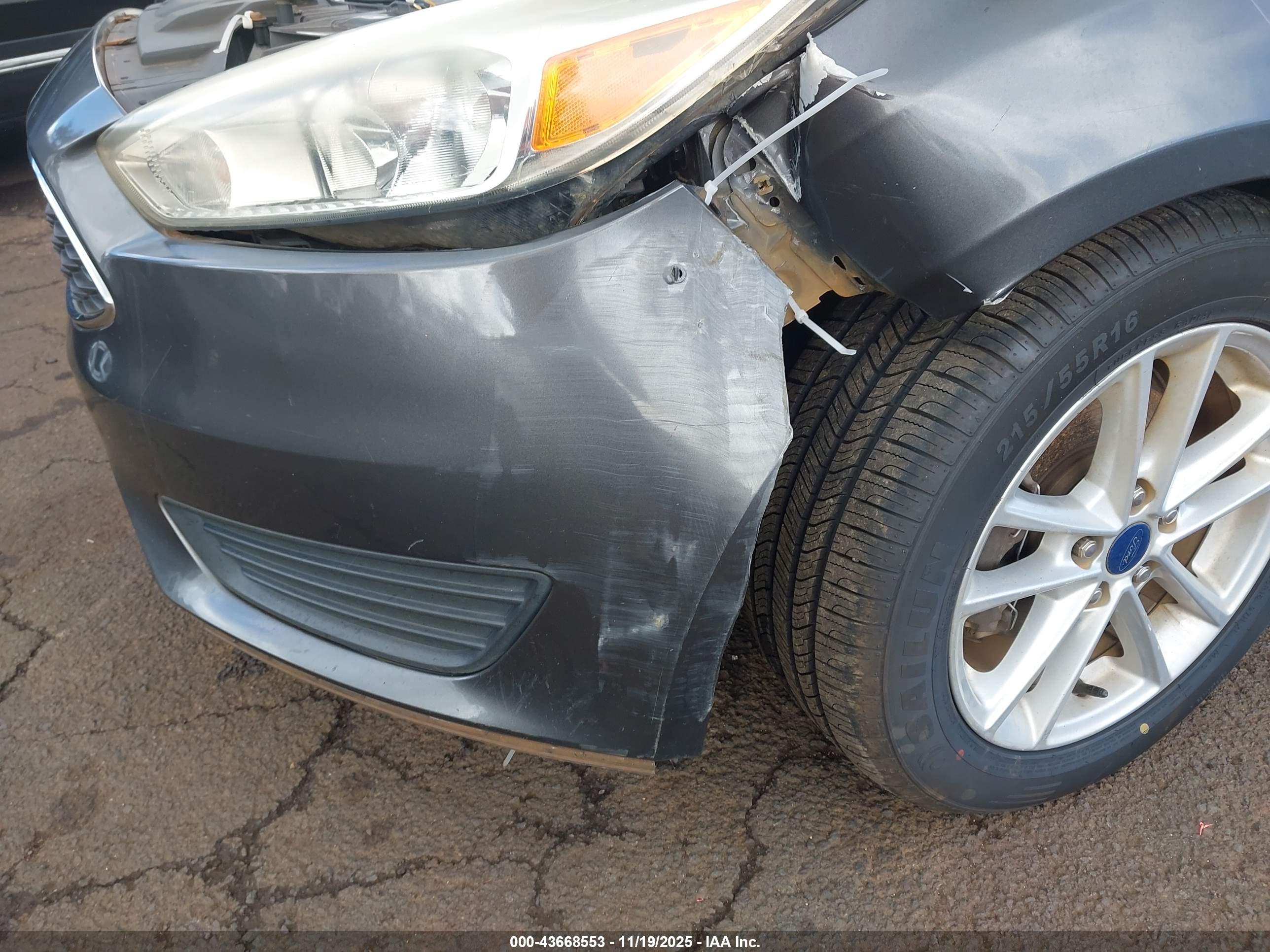 FORD FOCUS image 6