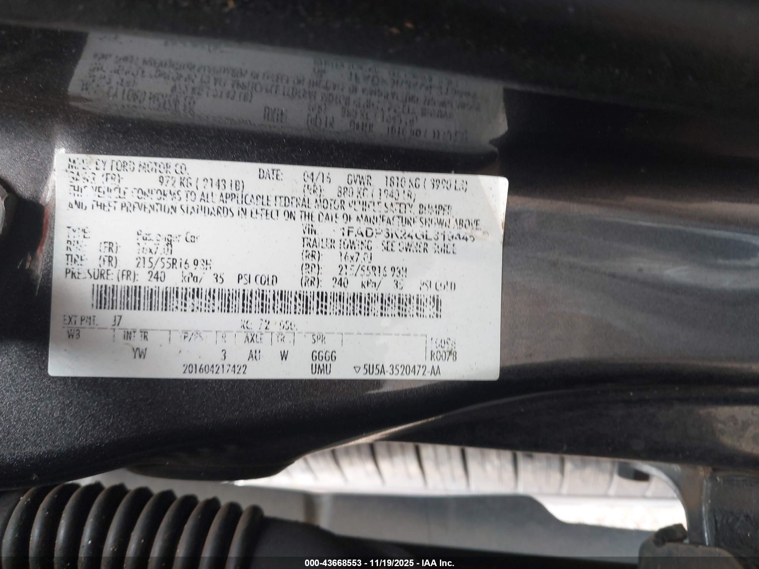 FORD FOCUS image 9