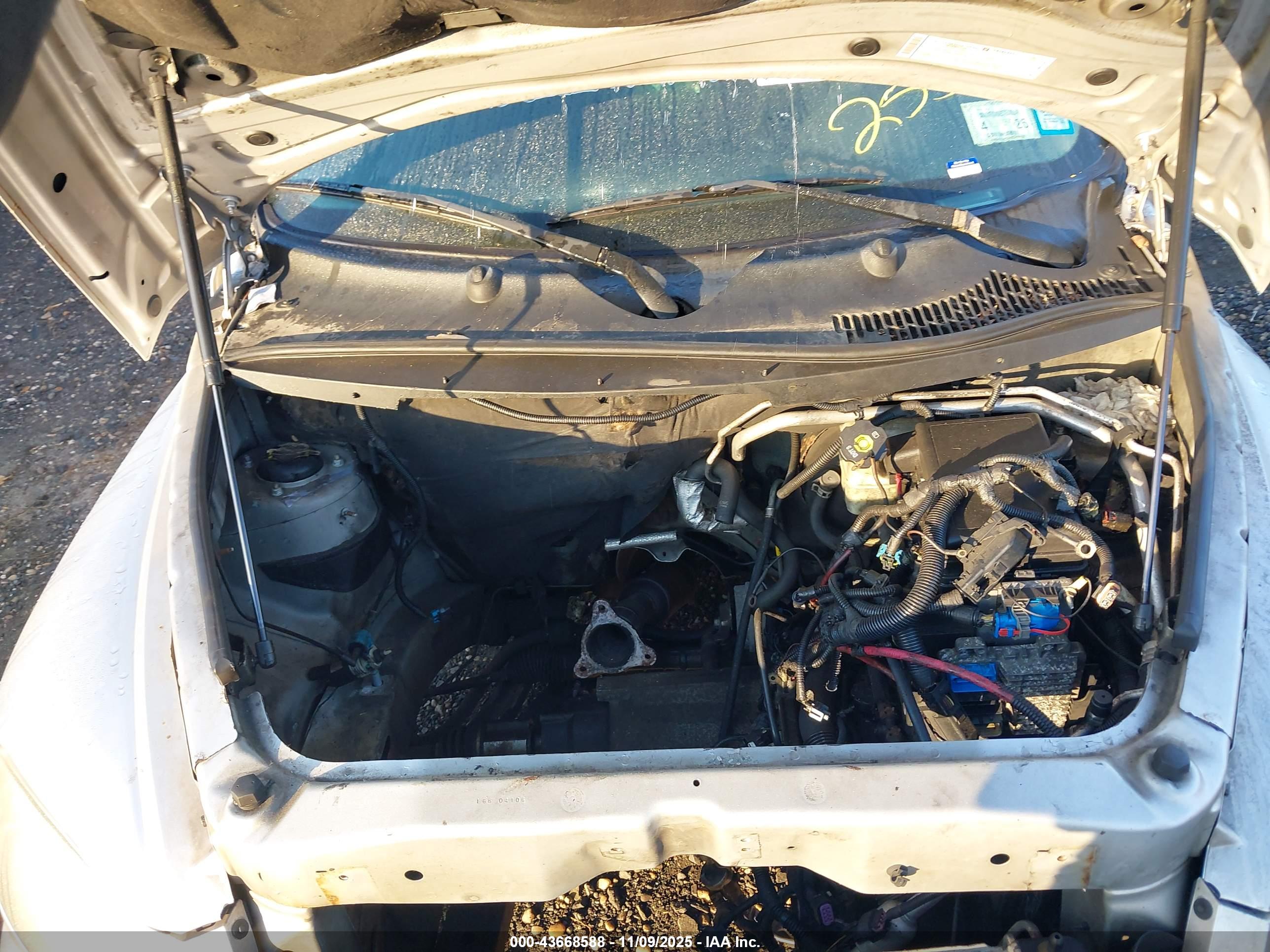CHEVROLET HHR image 10