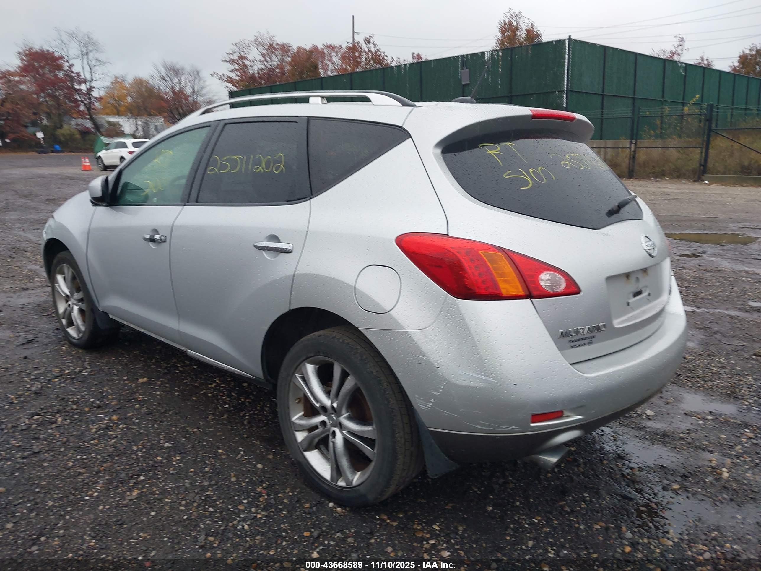 NISSAN MURANO image 3