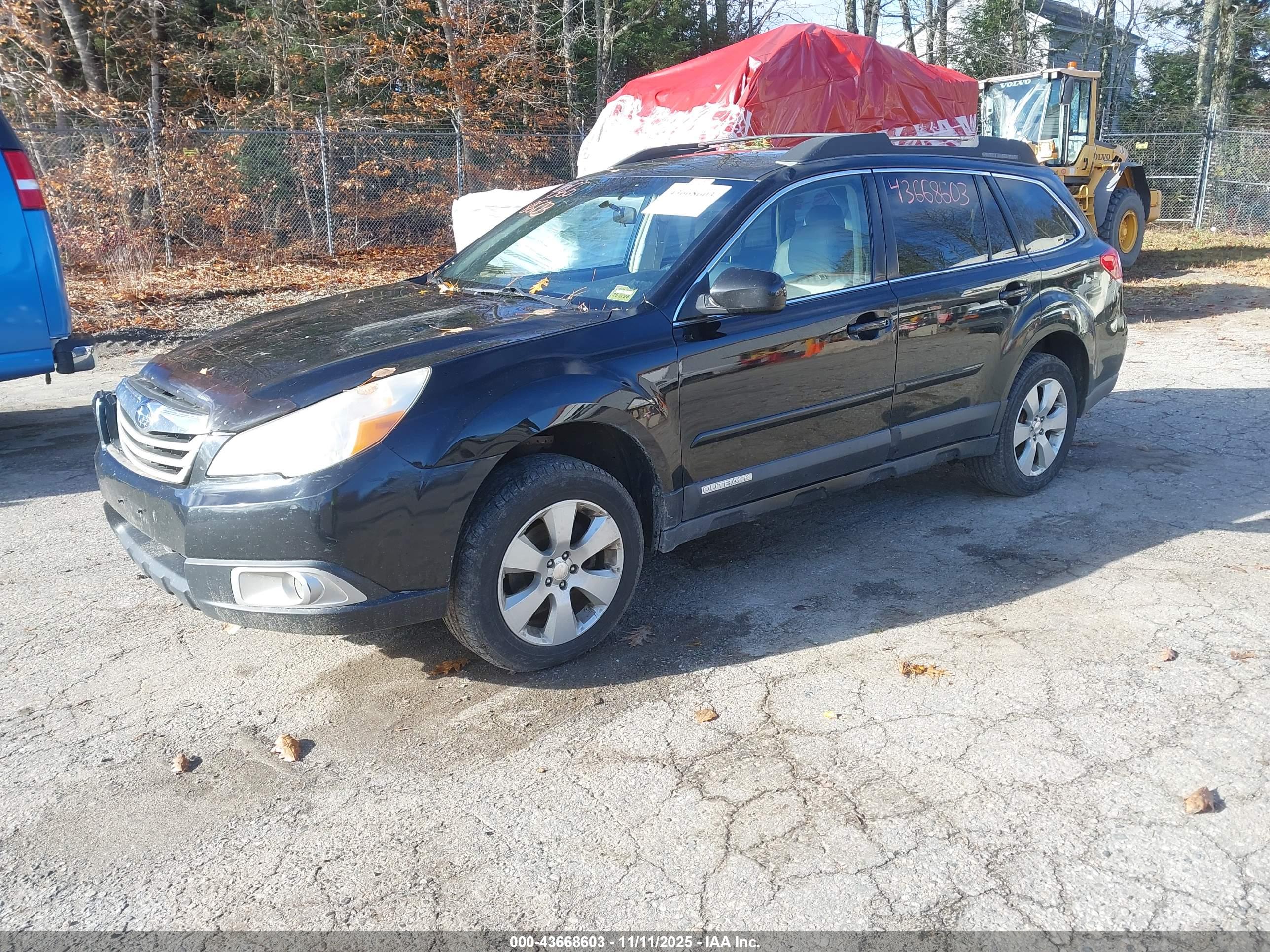 SUBARU OUTBACK image 2
