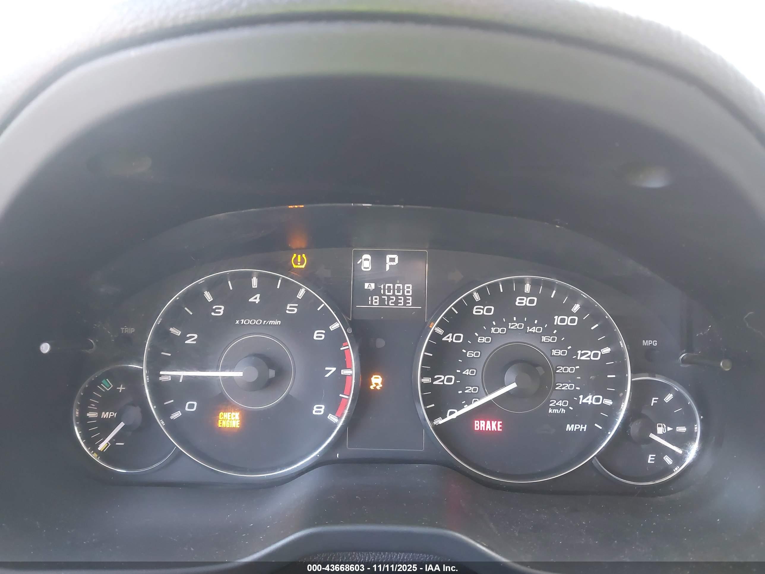 SUBARU OUTBACK image 7