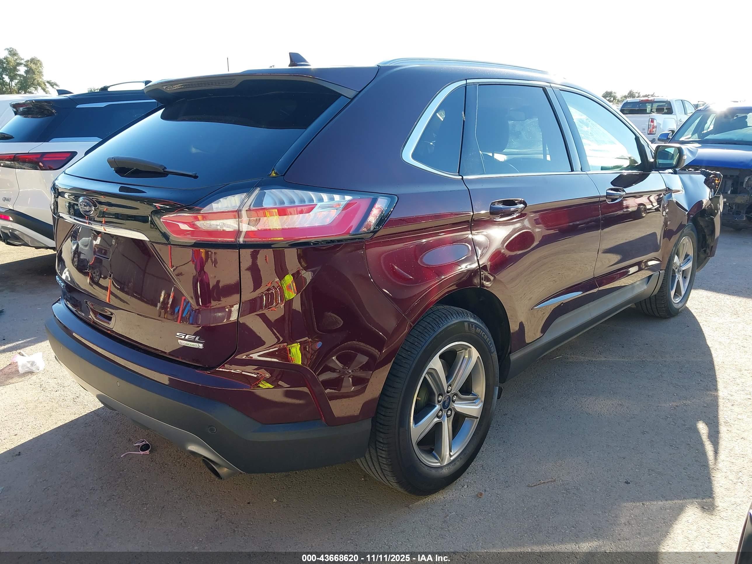 FORD EDGE image 4