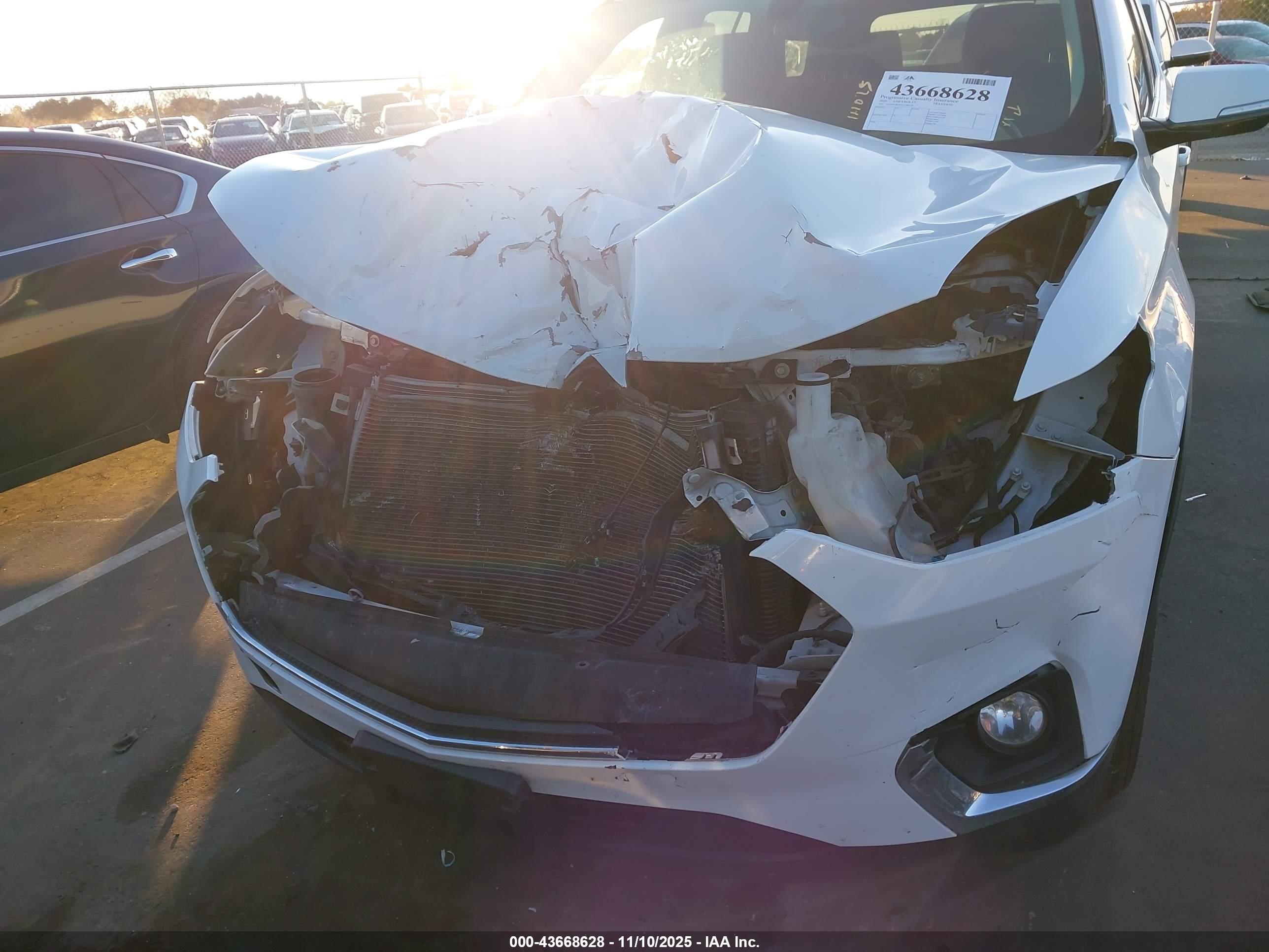 CHEVROLET TRAVERSE image 6