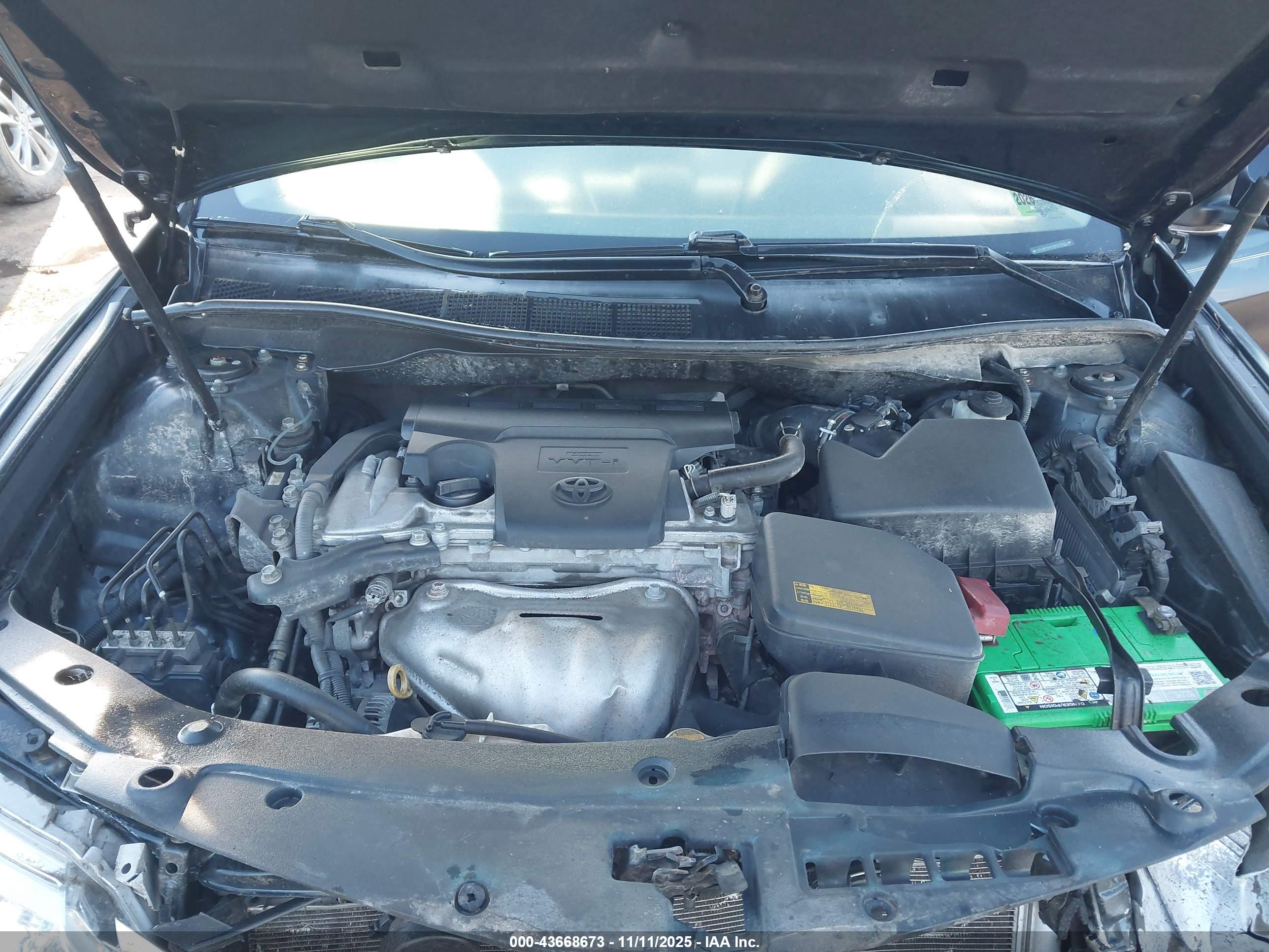 TOYOTA CAMRY image 10