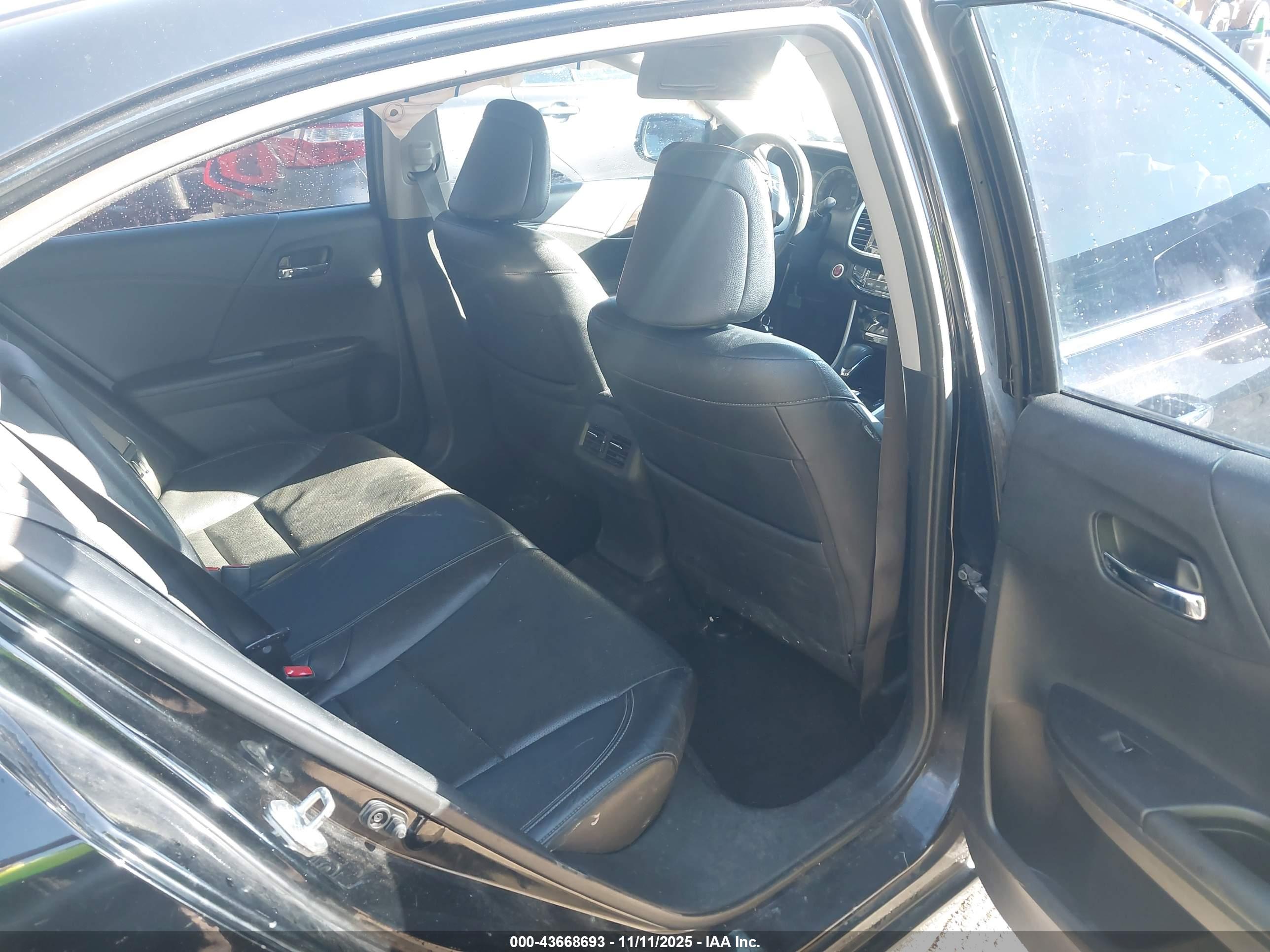 HONDA ACCORD image 8