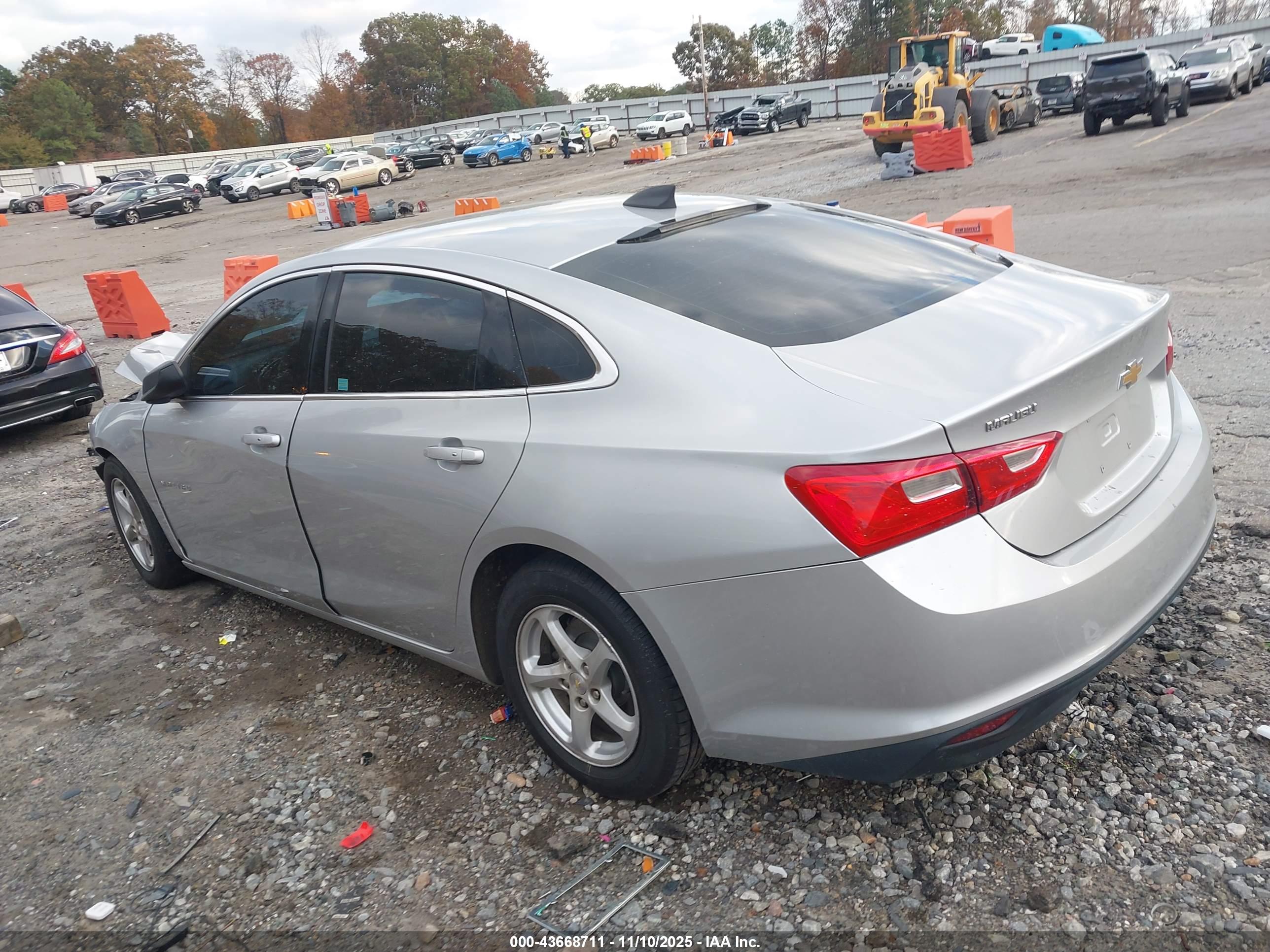 CHEVROLET MALIBU image 3