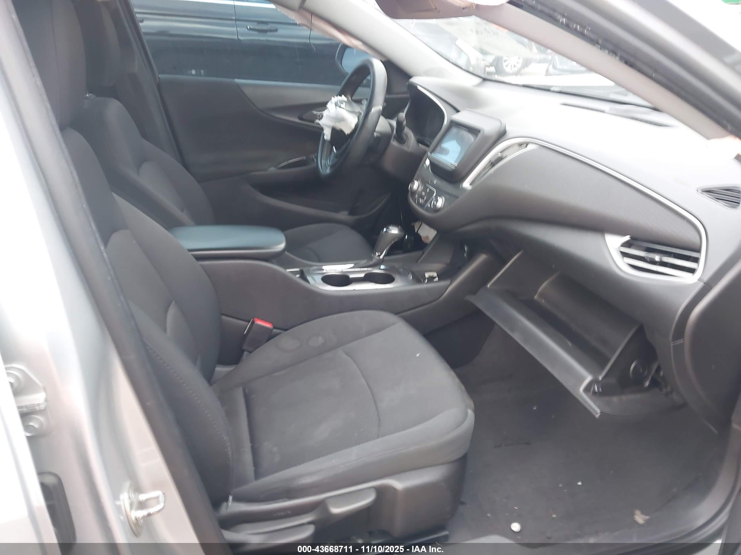 CHEVROLET MALIBU image 5