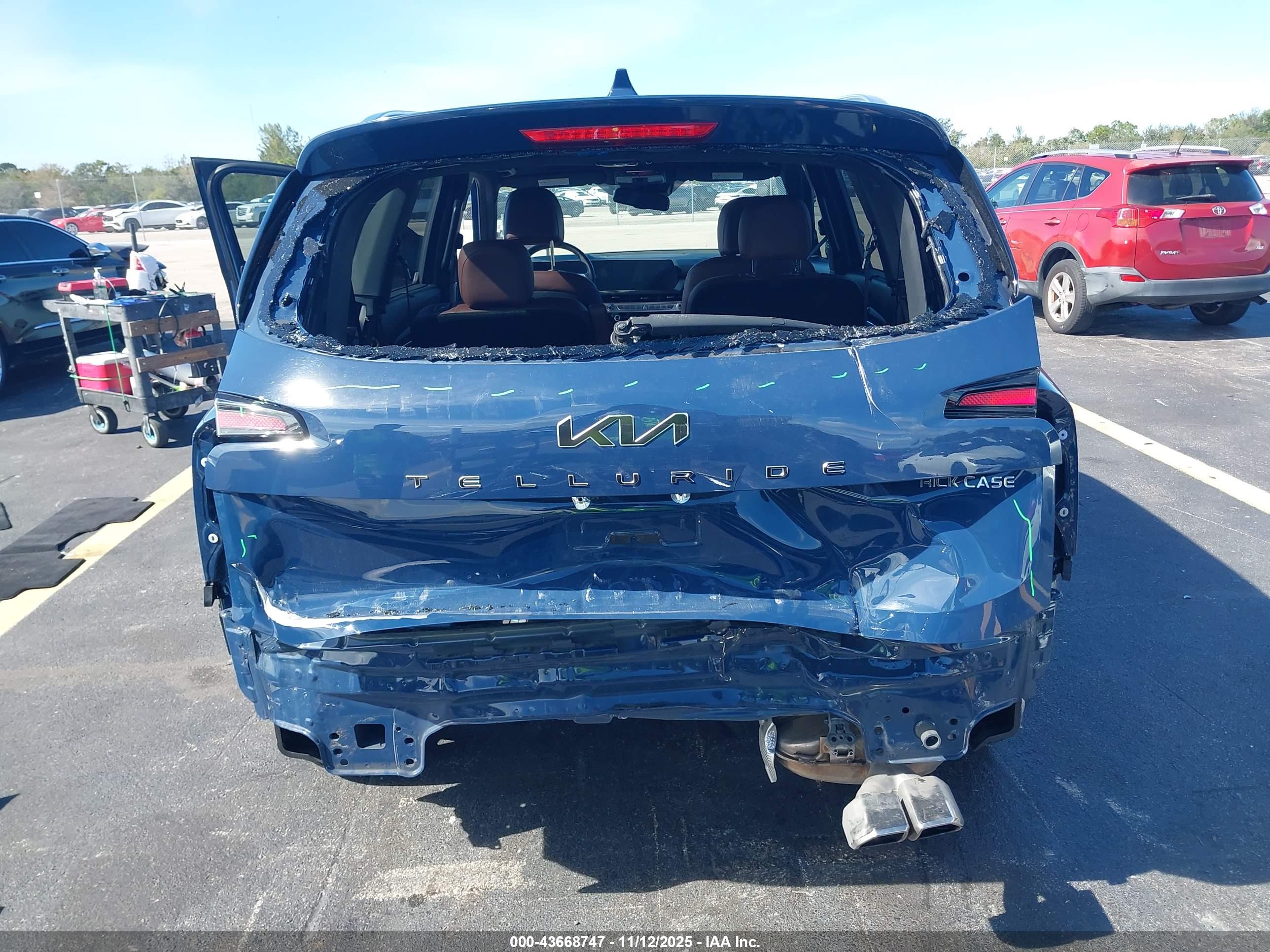 KIA TELLURIDE image 6