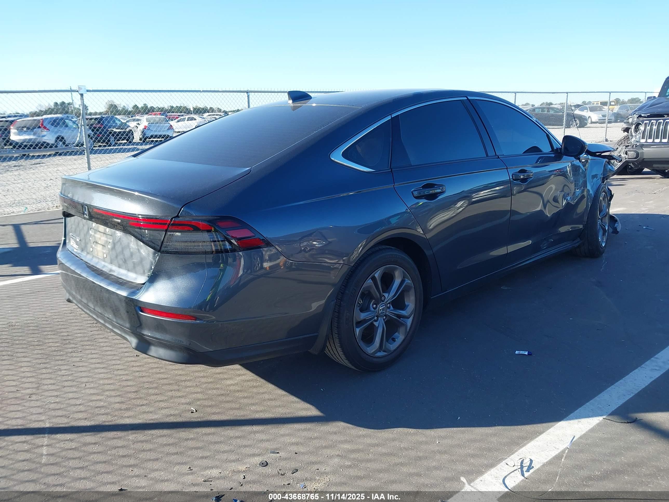HONDA ACCORD image 4