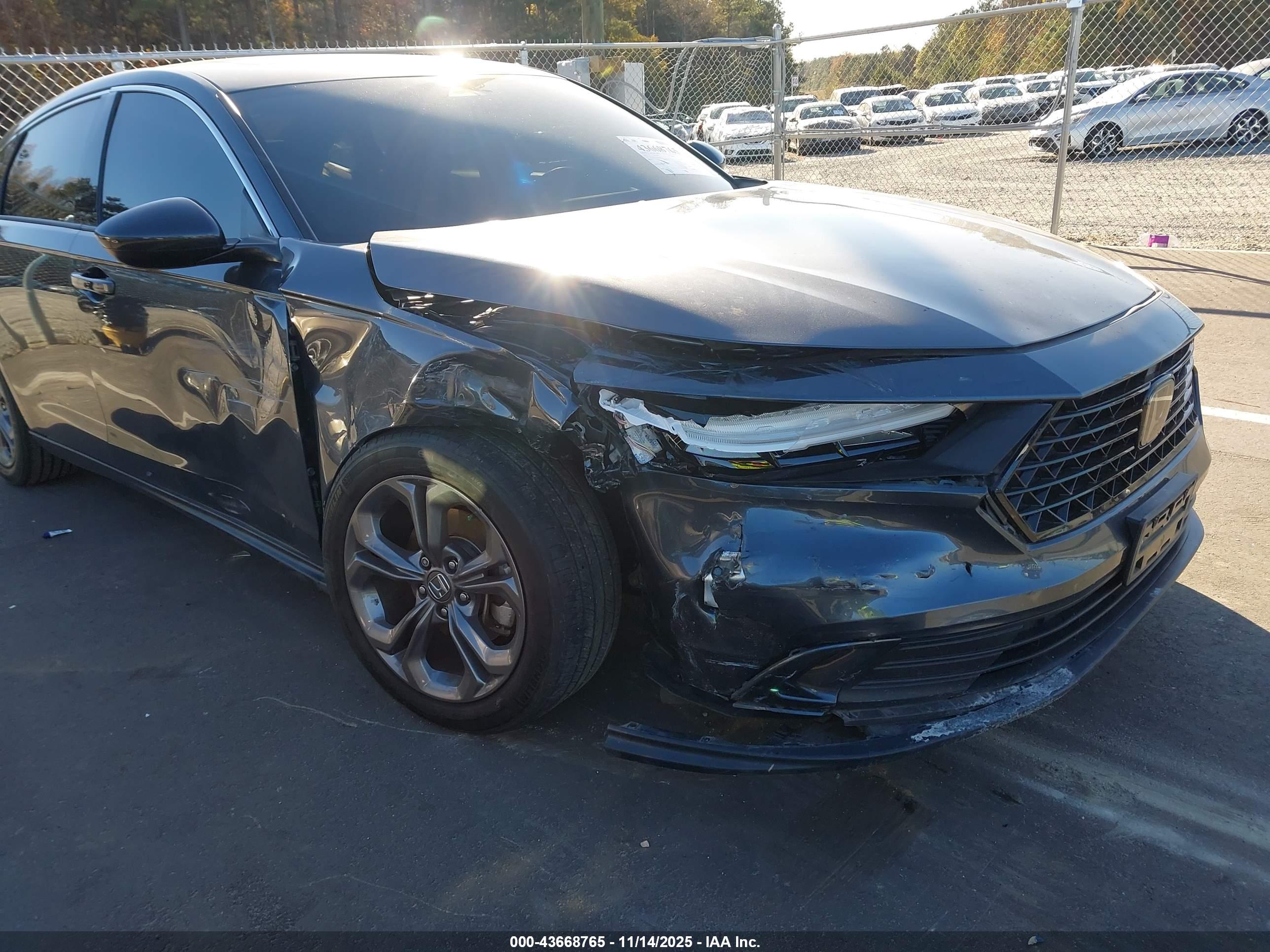 HONDA ACCORD image 6