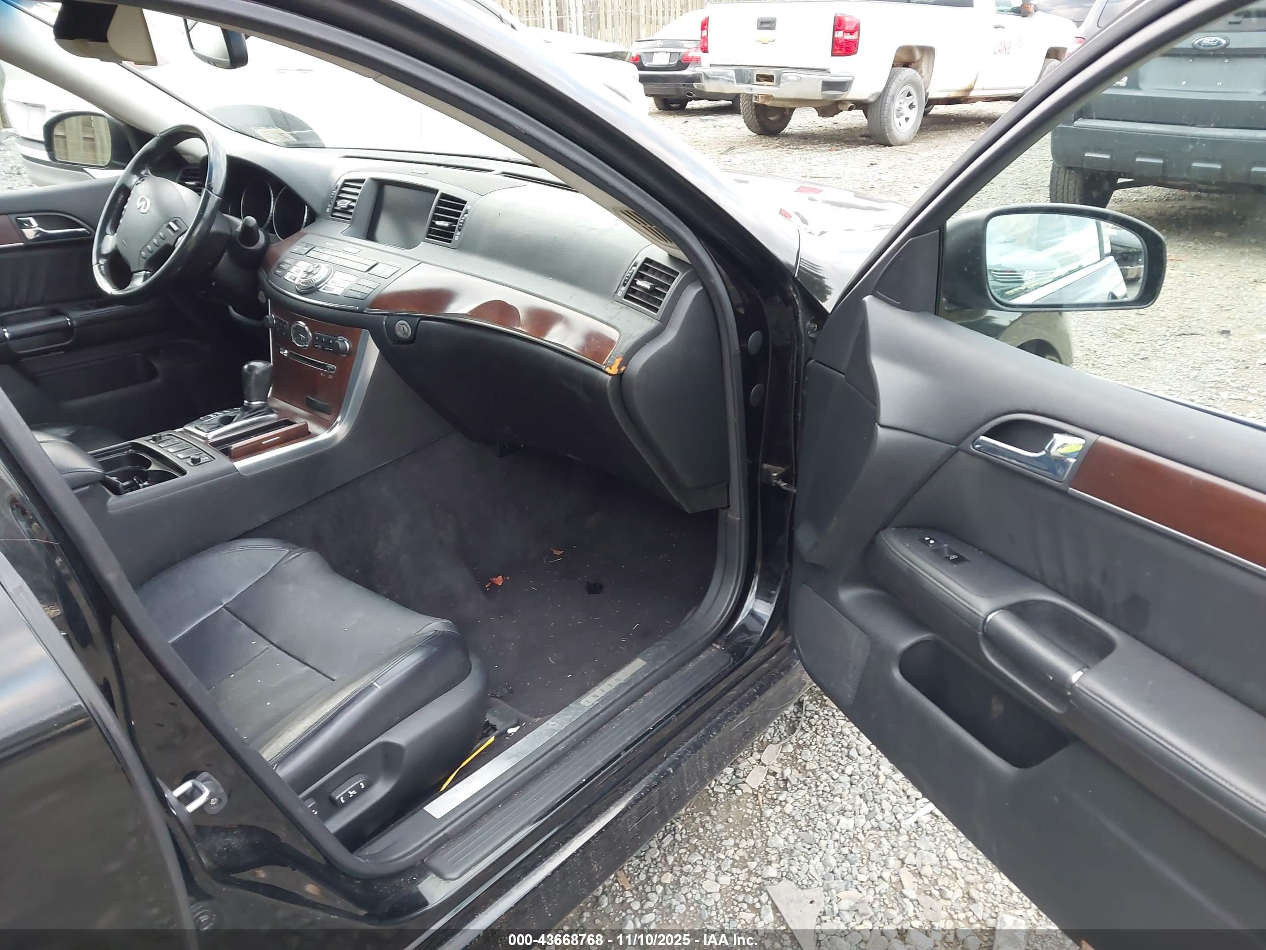 INFINITI M35X image 5
