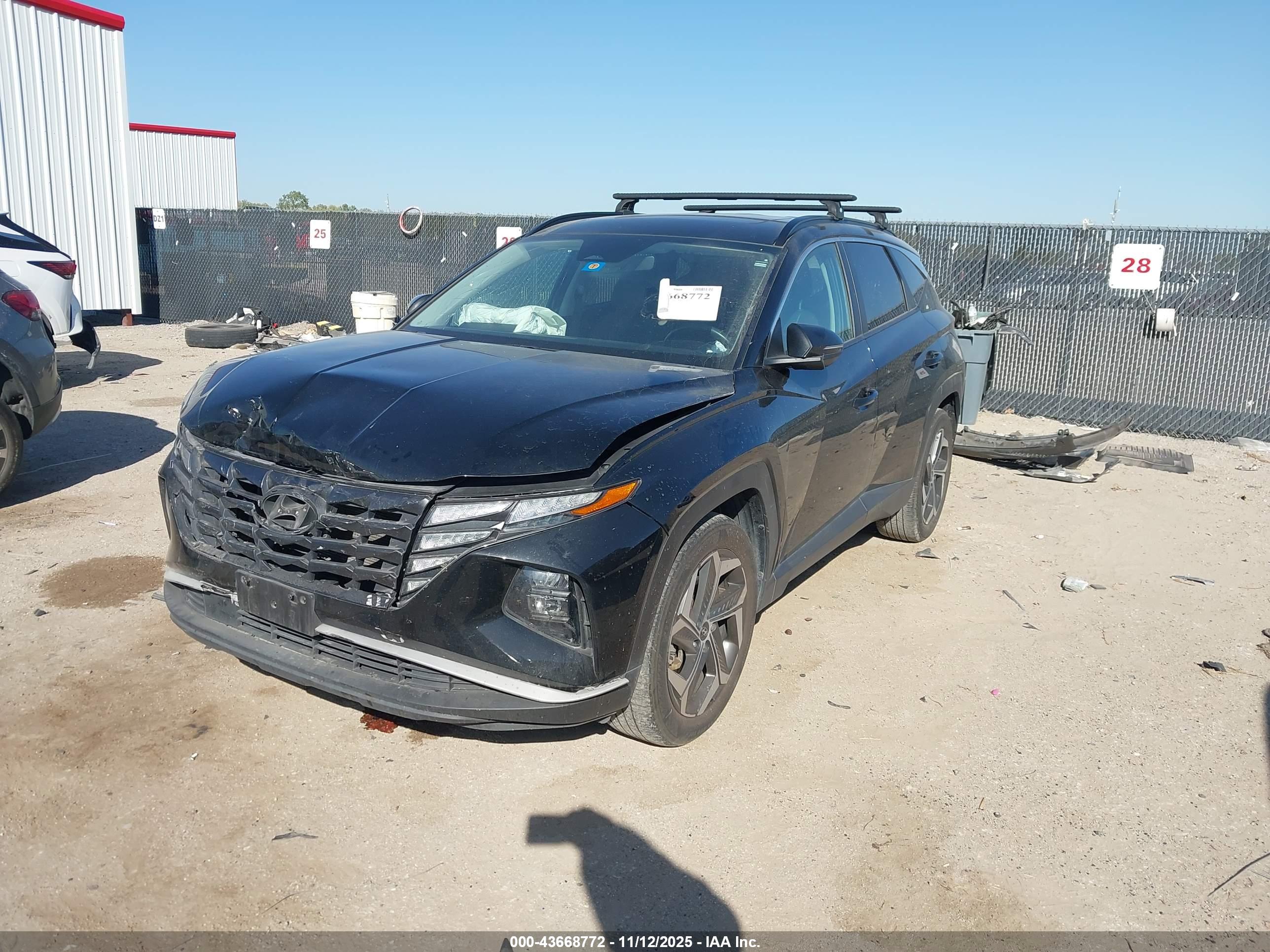 HYUNDAI TUCSON image 2