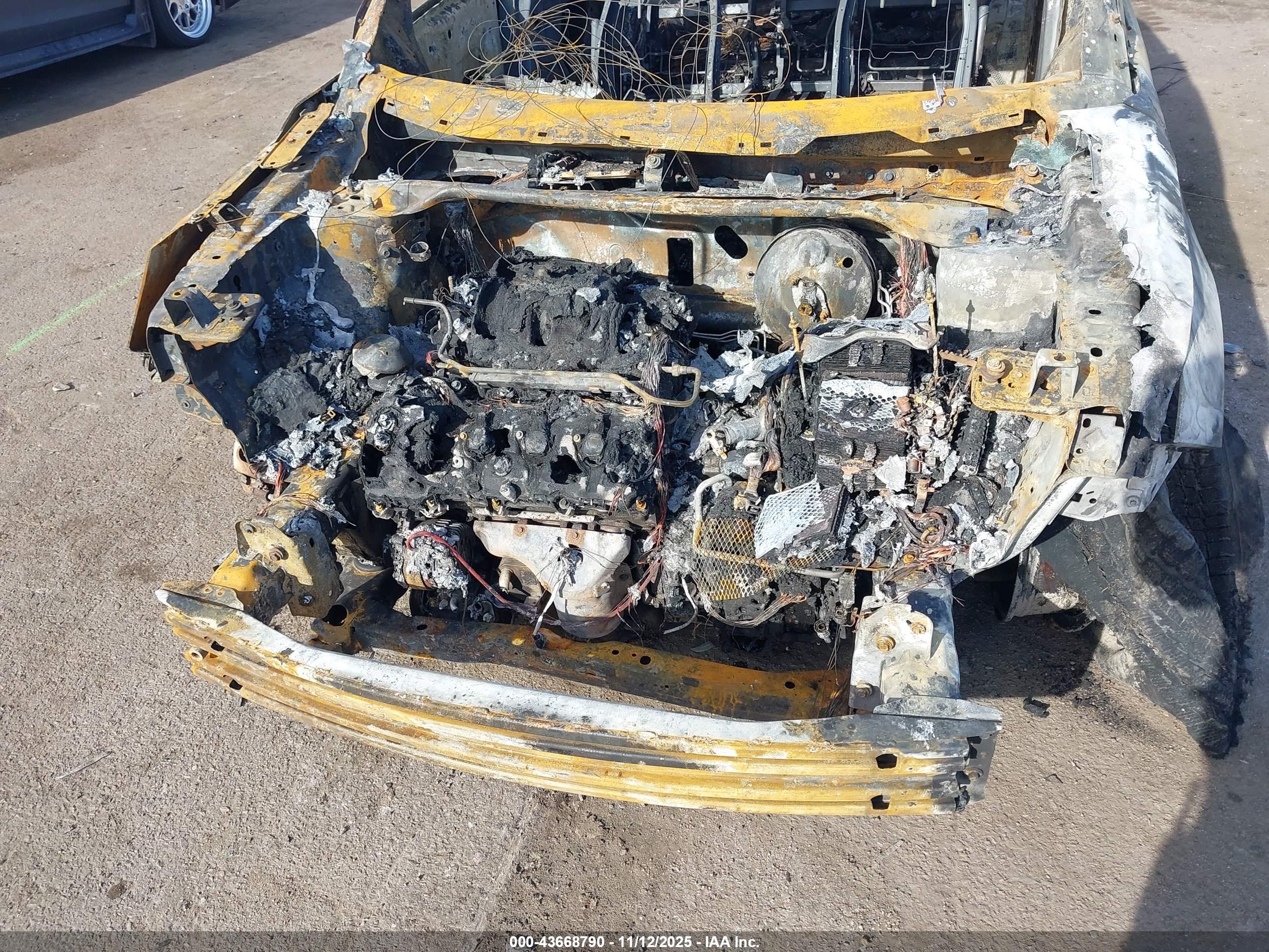 FORD EXPLORER image 10