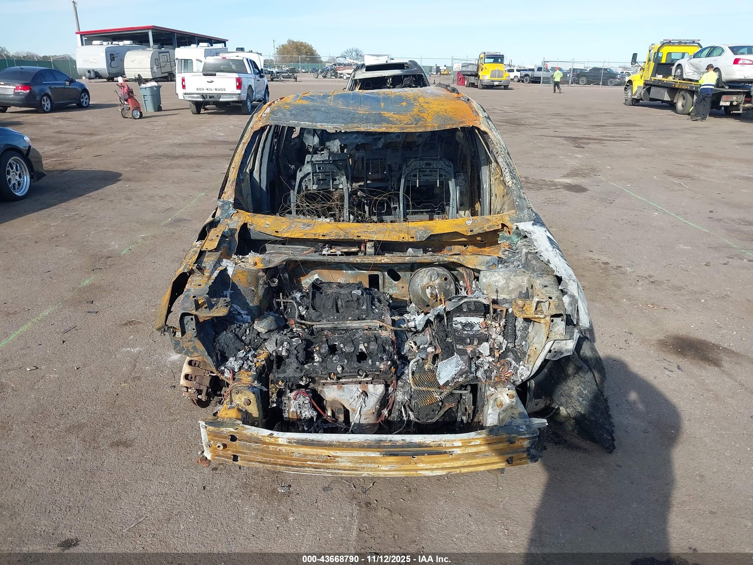 FORD EXPLORER image 6