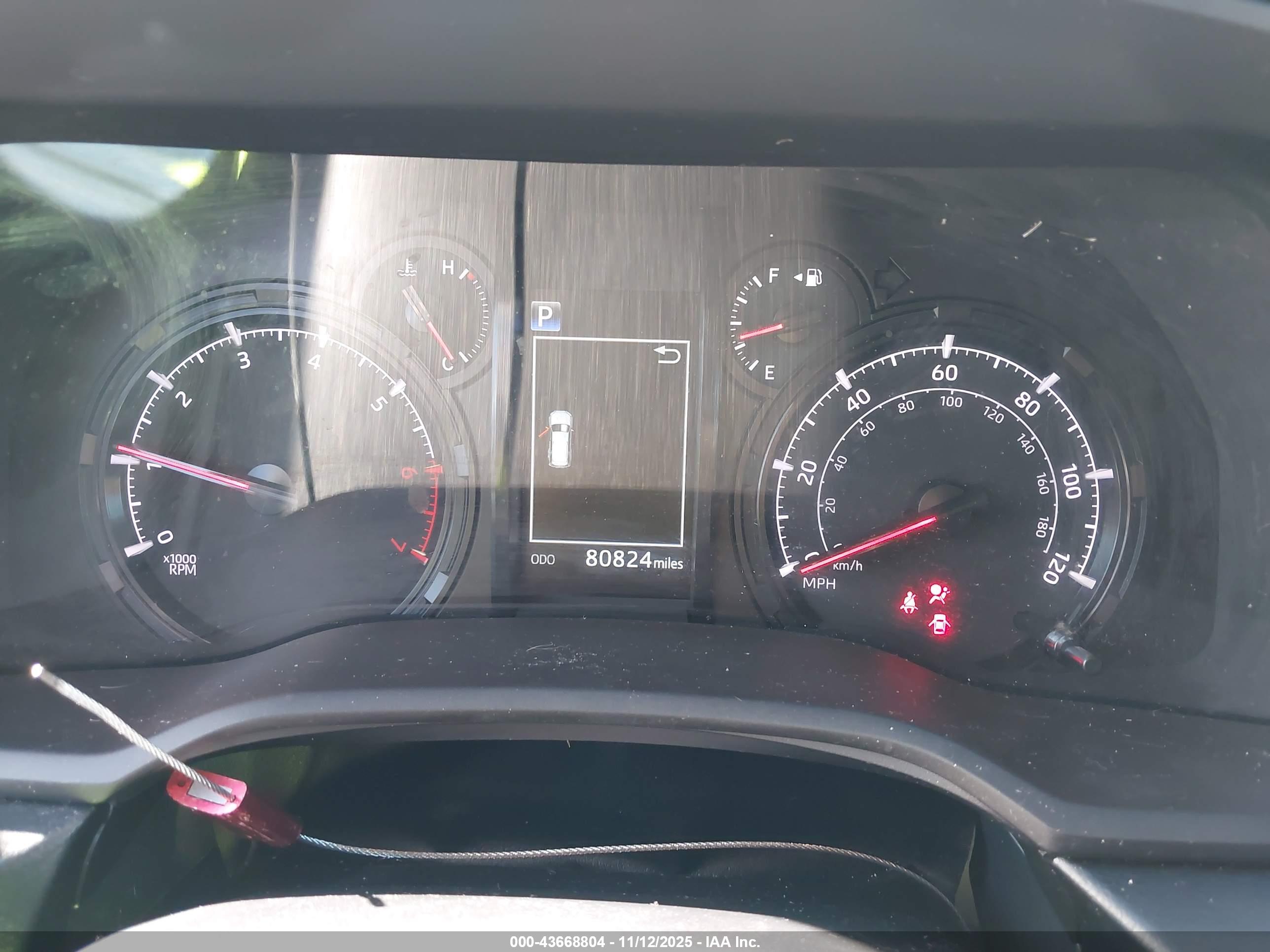 TOYOTA 4RUNNER image 7