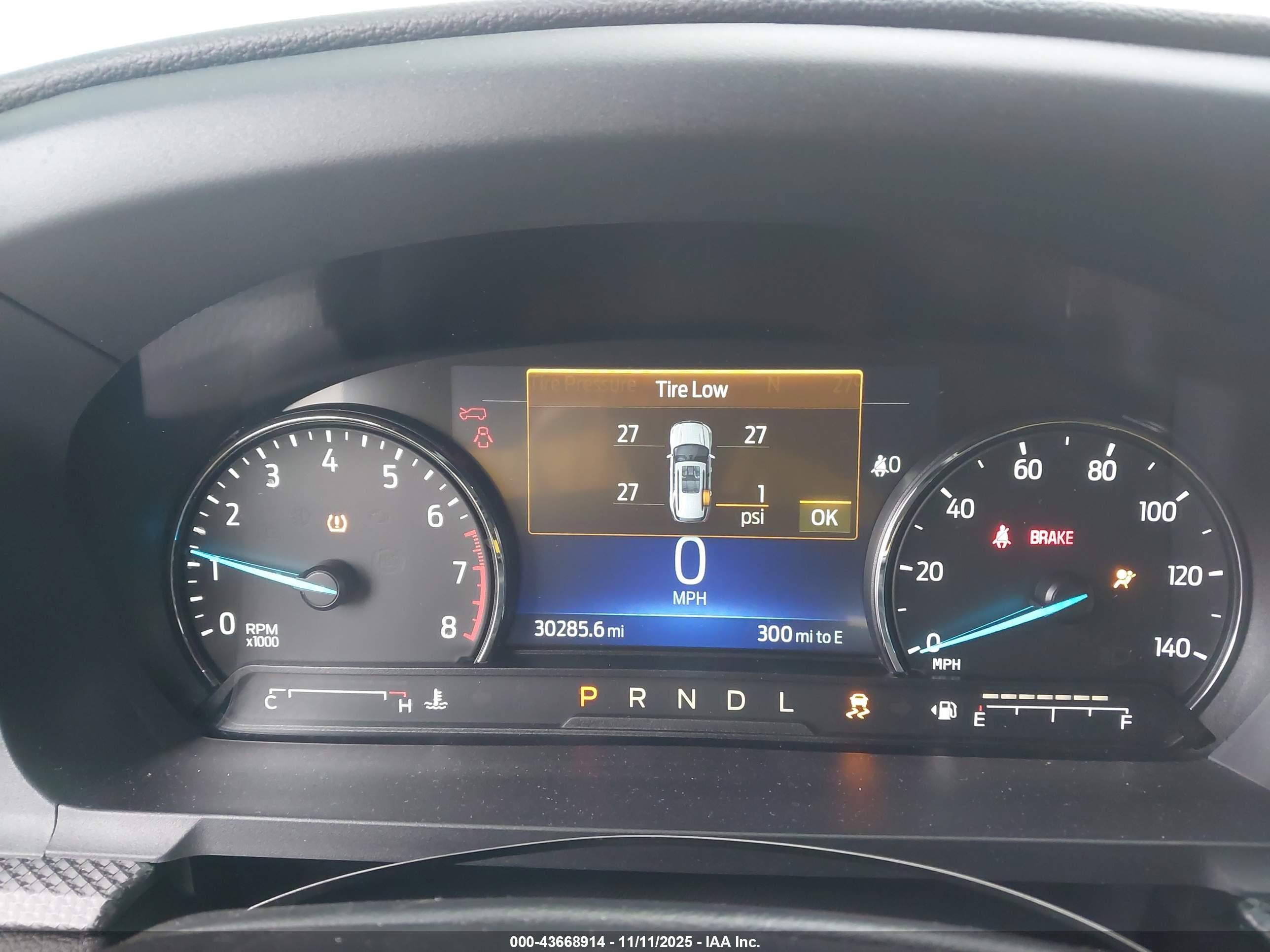 FORD EXPLORER image 7