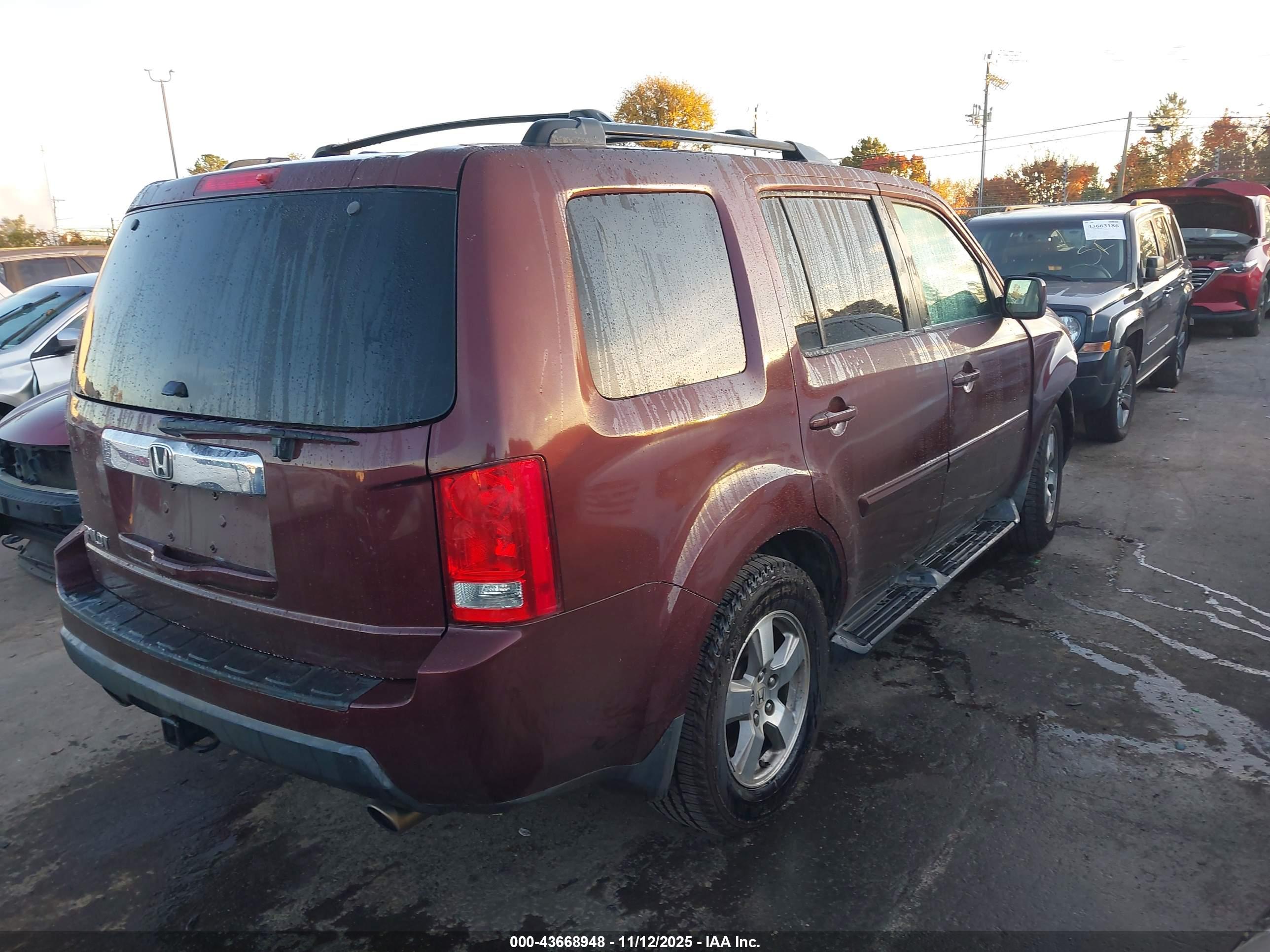 HONDA PILOT image 4