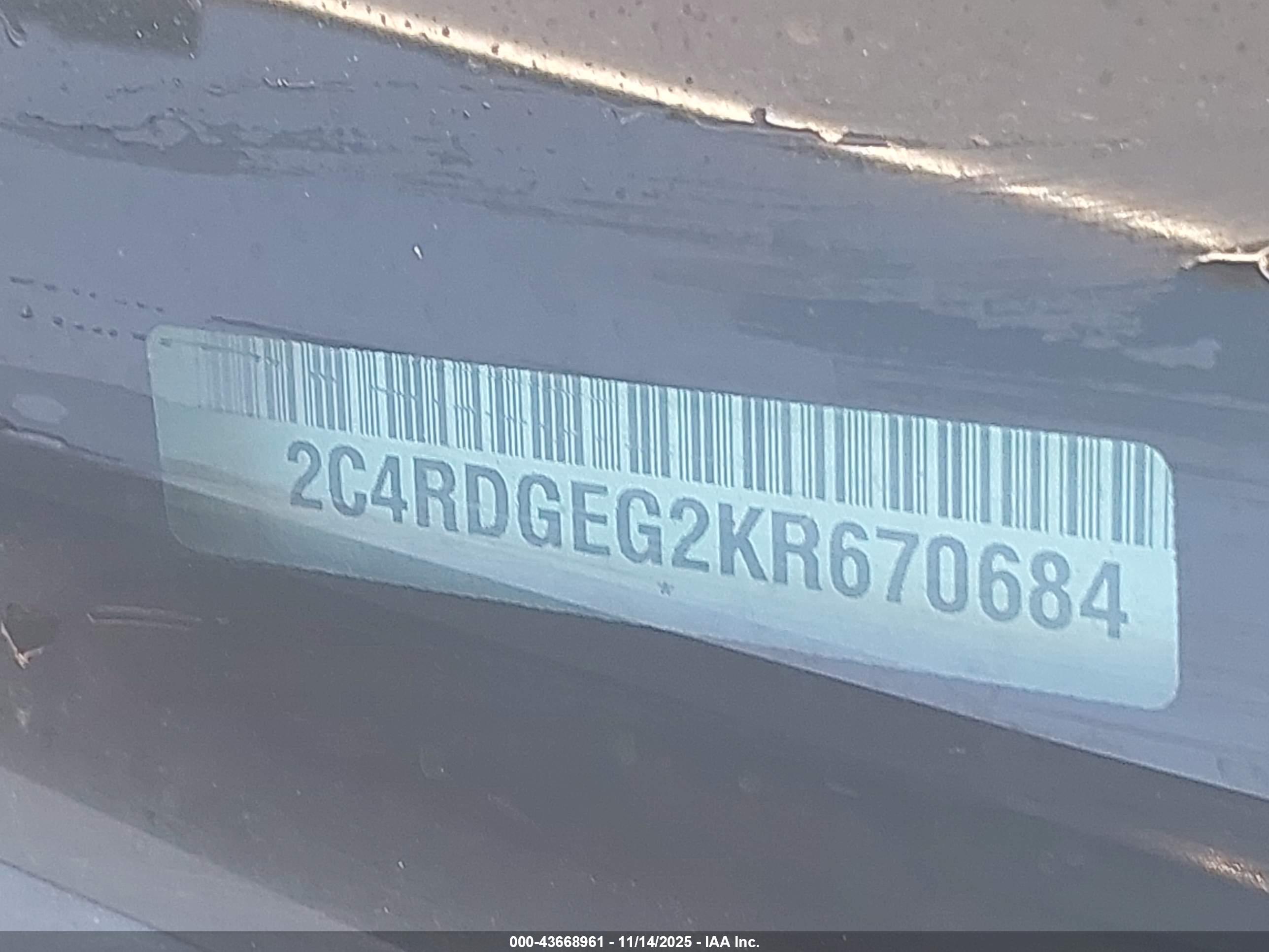 DODGE GRAND image 9