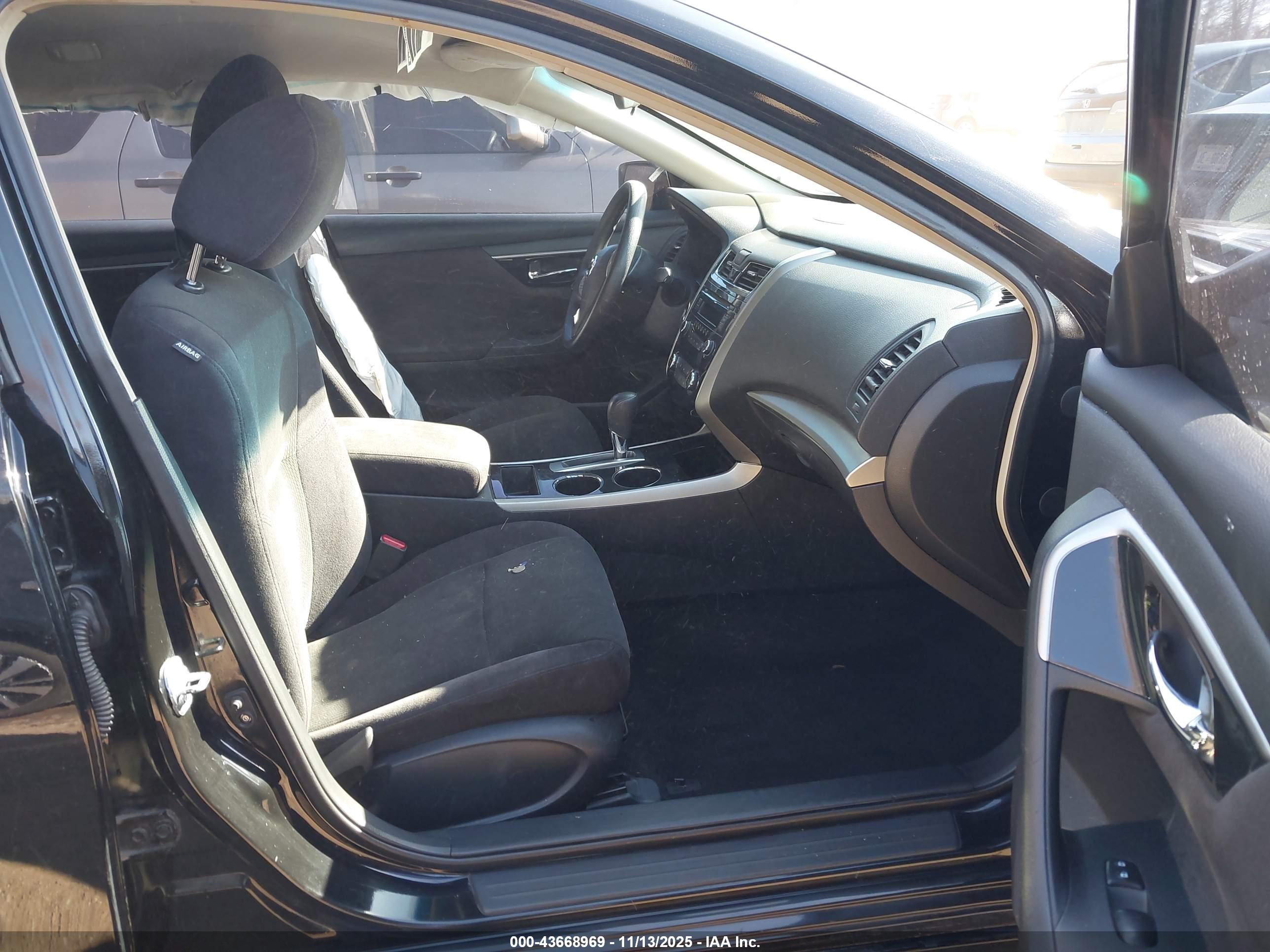 NISSAN ALTIMA image 5