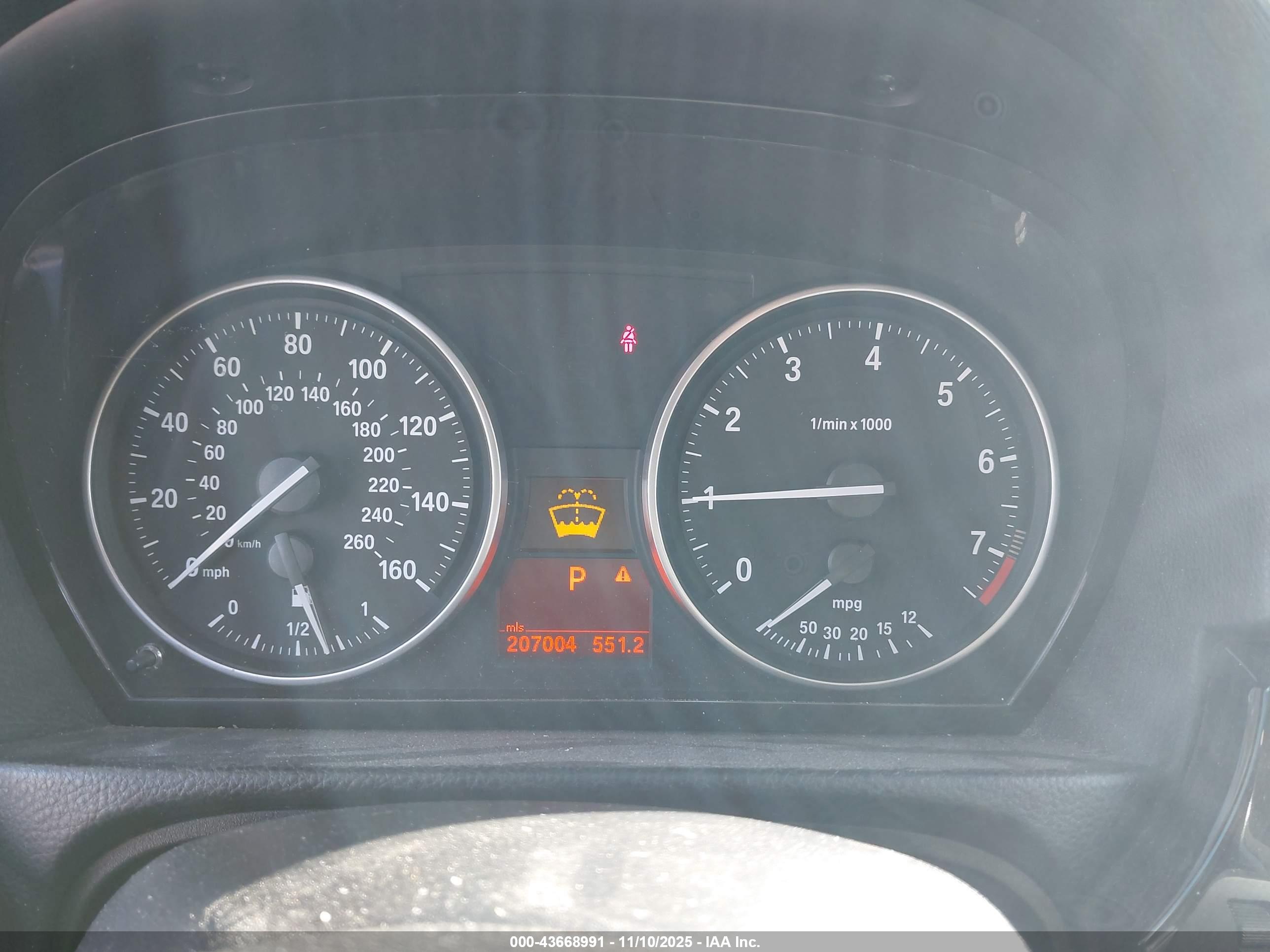 BMW 328I image 7
