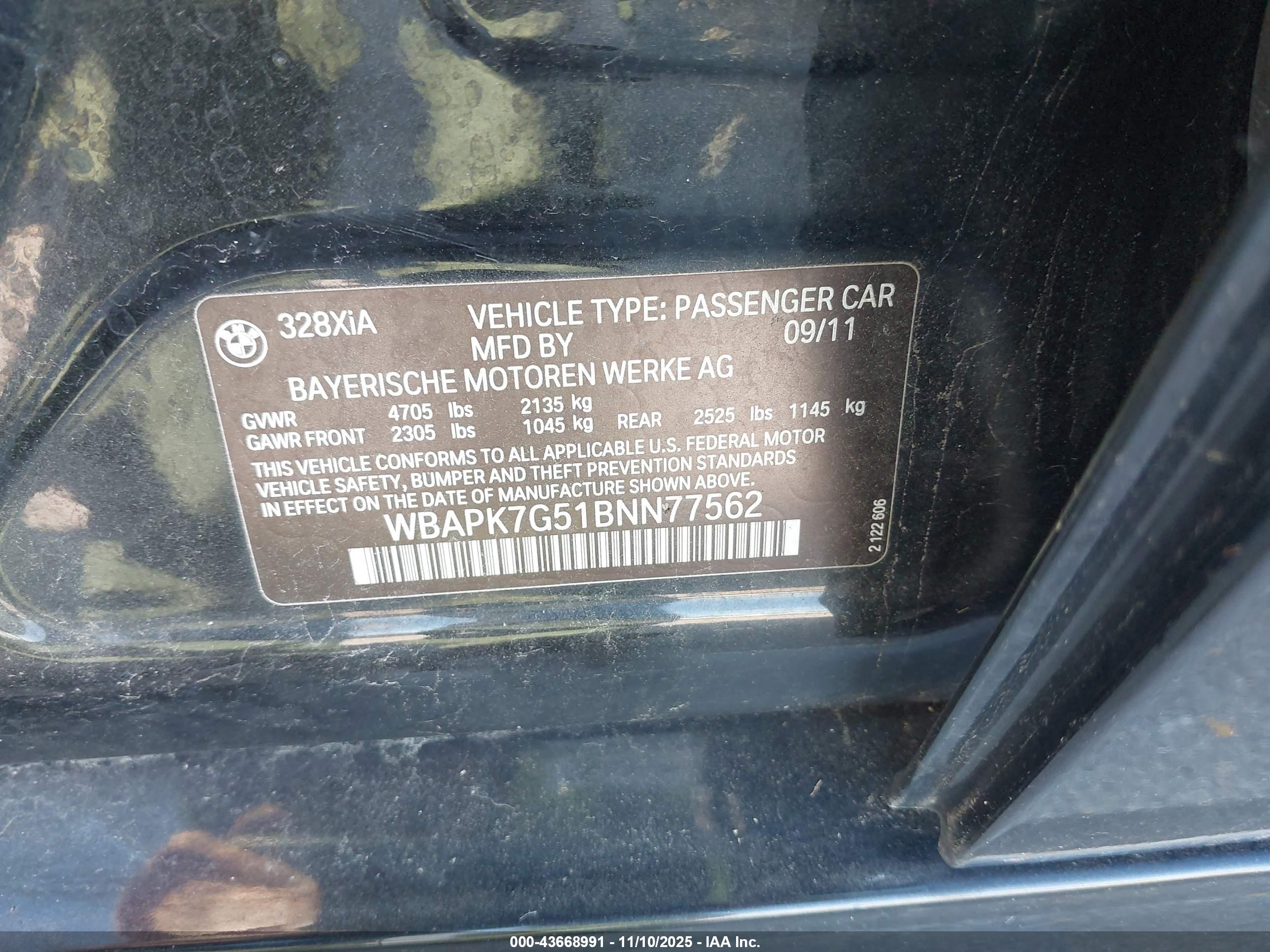 BMW 328I image 9