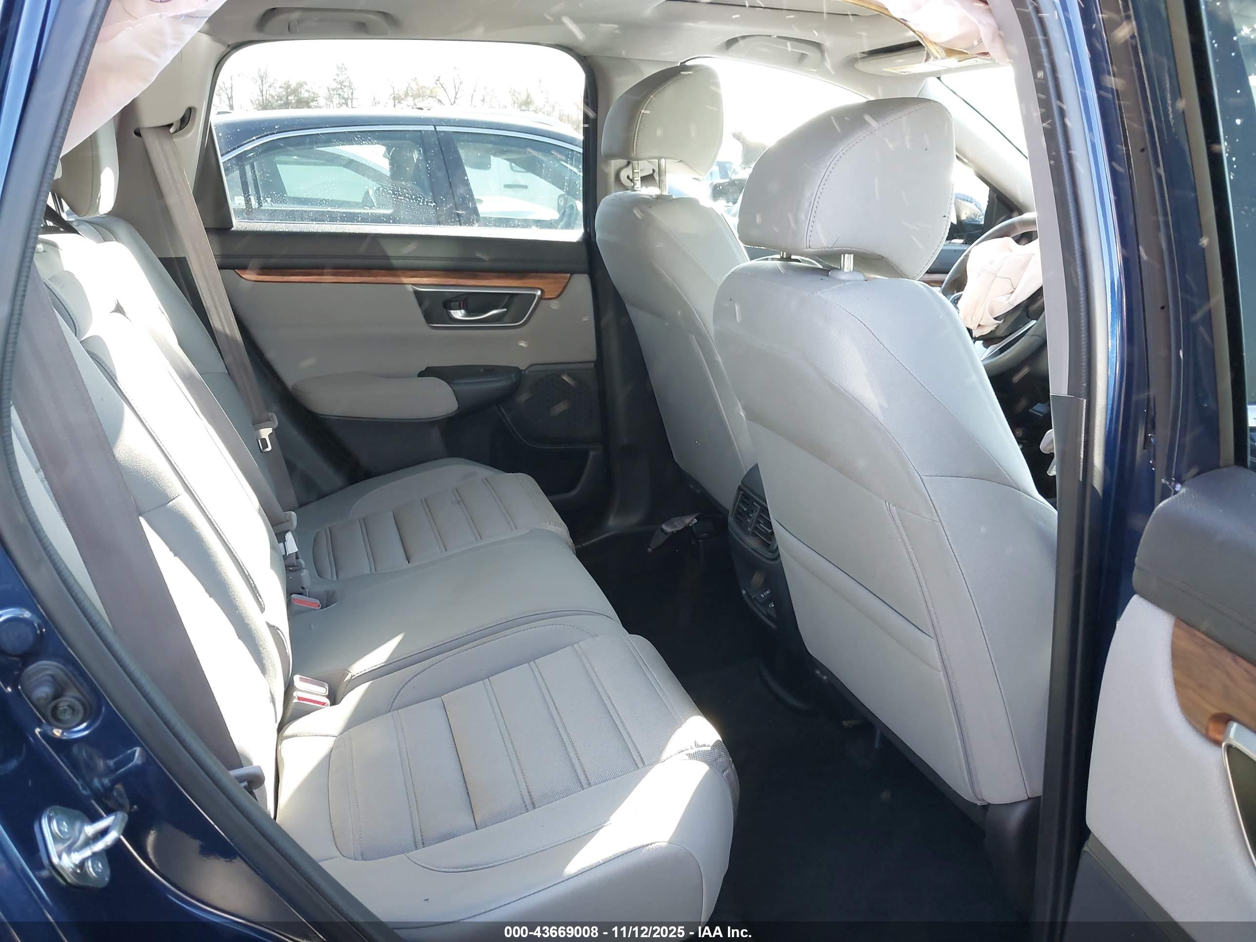 HONDA CR-V image 8